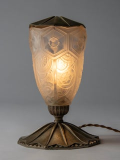 Lampe de table Art Déco en laiton plaqué nickel
