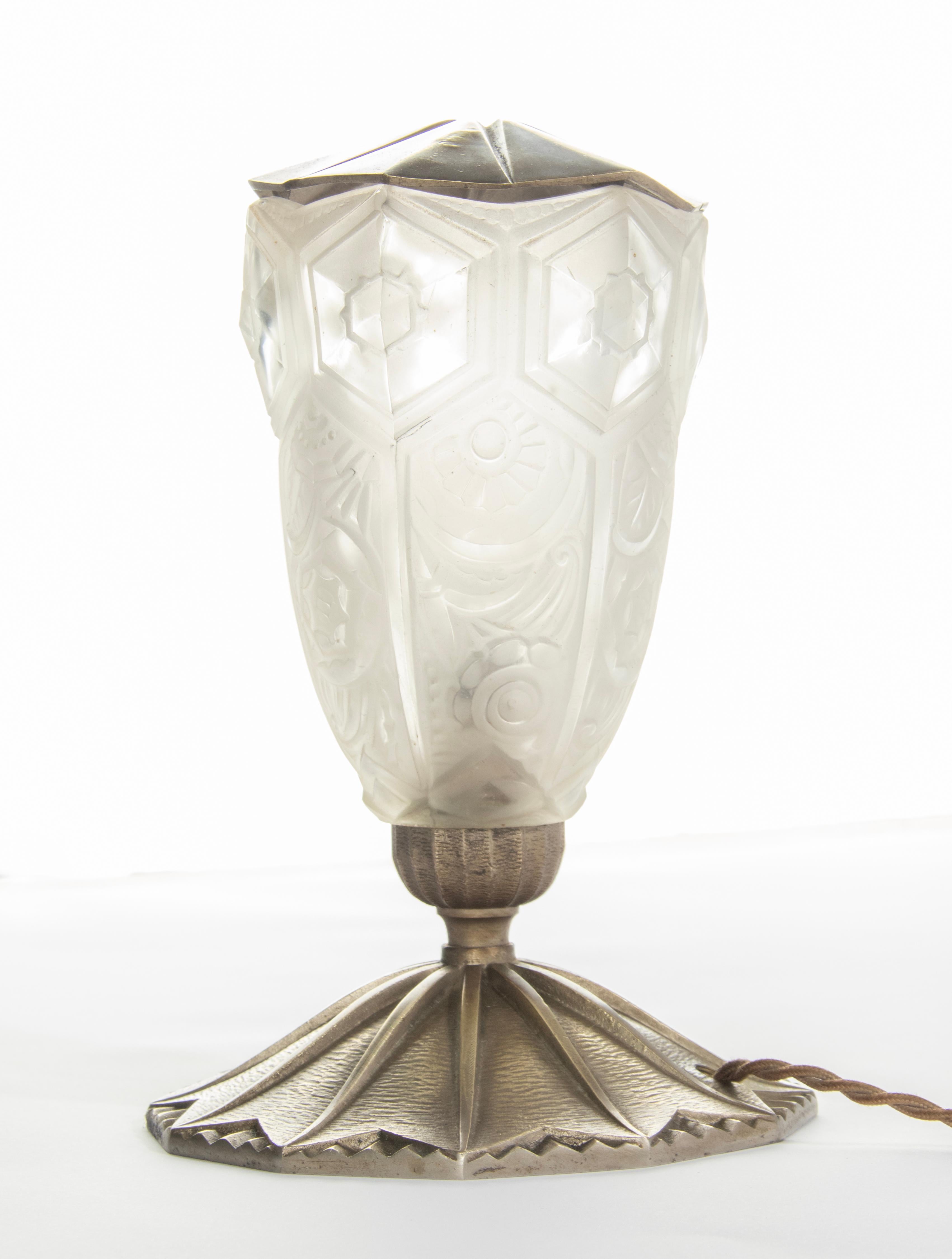 French Art Deco Period Nickel Platreed Brass Table Lamp For Sale