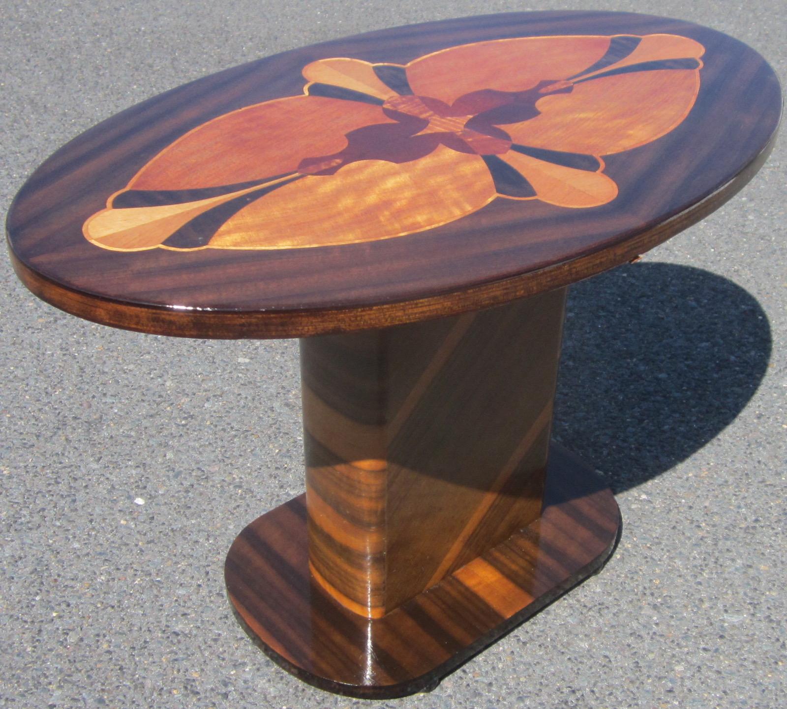 Art Deco Period Occasional Table im Zustand „Gut“ in Paradise Point, Queensland