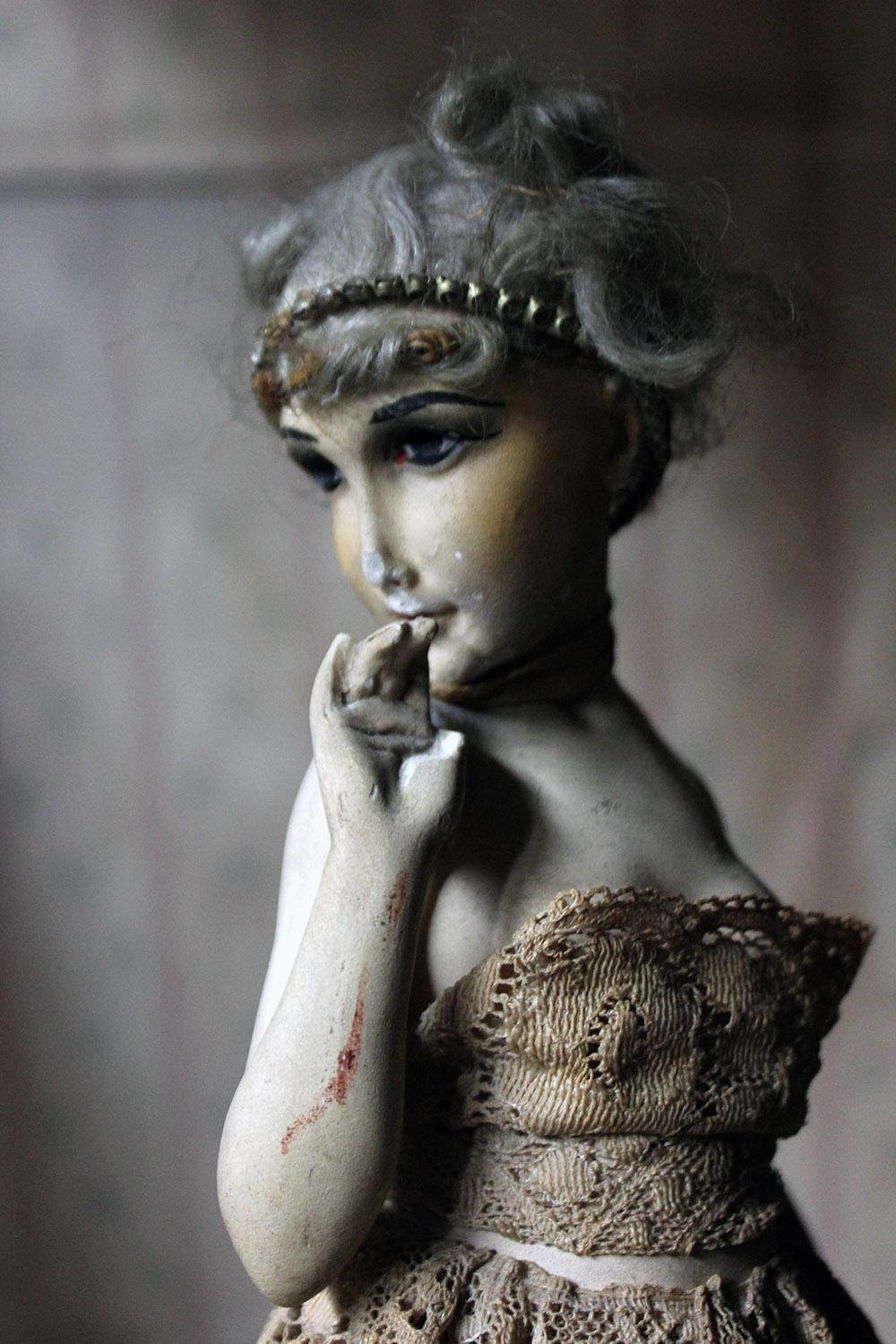 Early 20th Century Art Deco Period Plaster Boudoir Figure of a Flapper, Maurice Milliere circa 1920