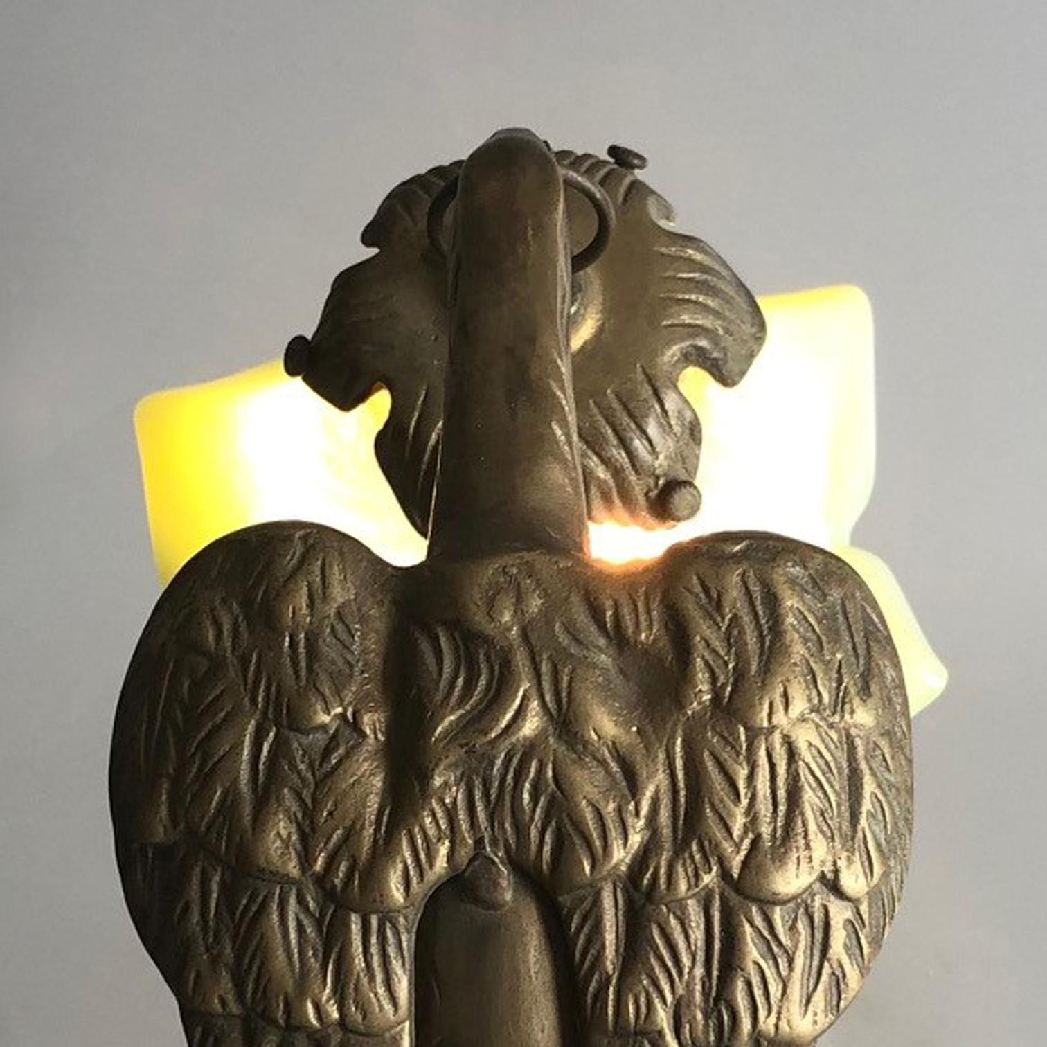 Art Deco Period Sculptural Falcon Brass and Petroleum Shade Table Lamp, 1930s For Sale 5