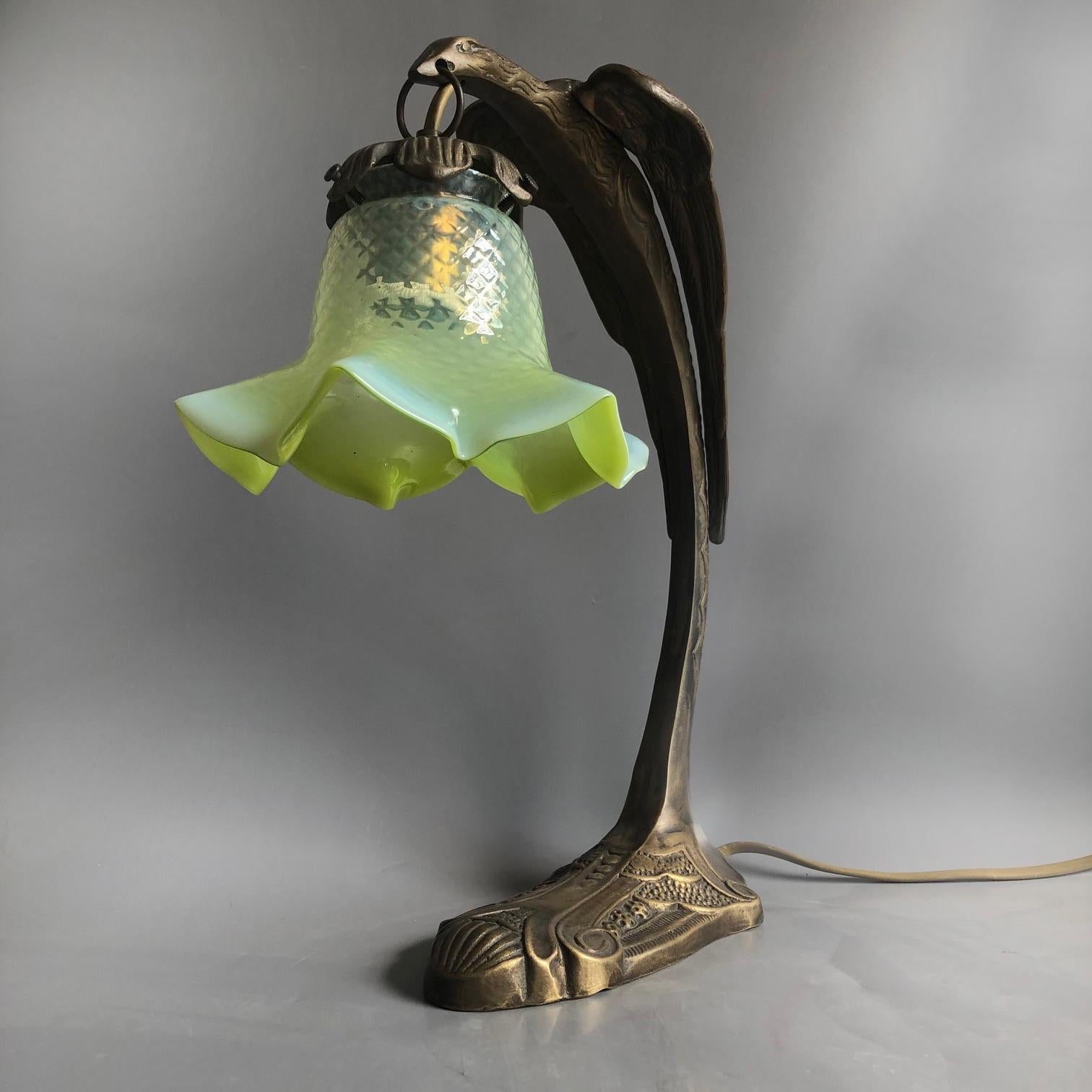Austrian Art Deco Period Sculptural Falcon Brass and Petroleum Shade Table Lamp, 1930s For Sale