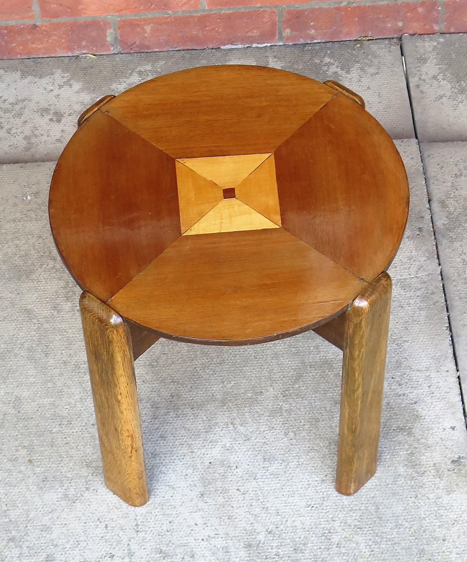 Art Deco Period Occasional Table with Quarter Veneered Top and Oak Legs, Ca 1930 For Sale 1