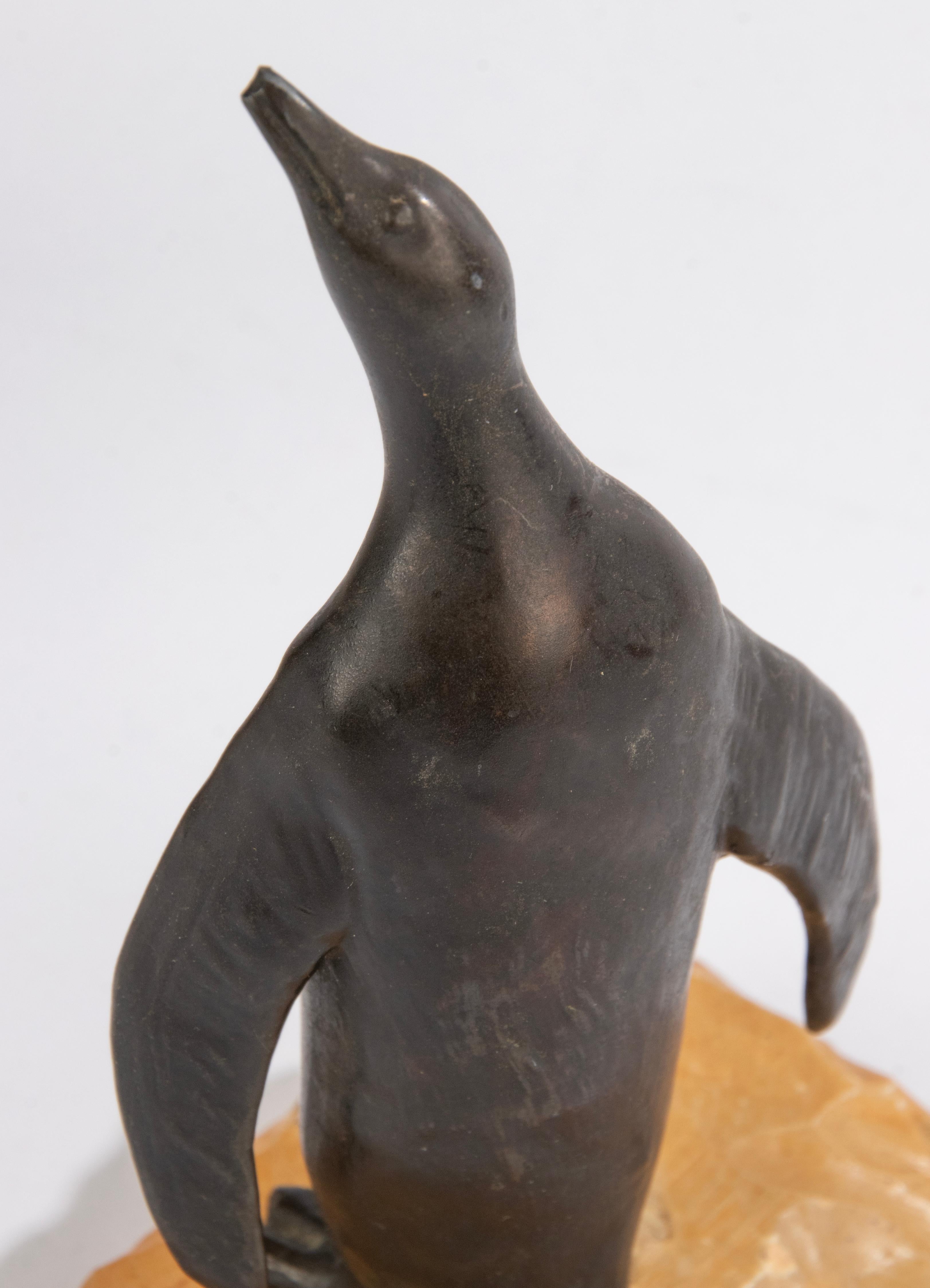 Art Deco period Spelter Bookend with Pinguins  For Sale 5