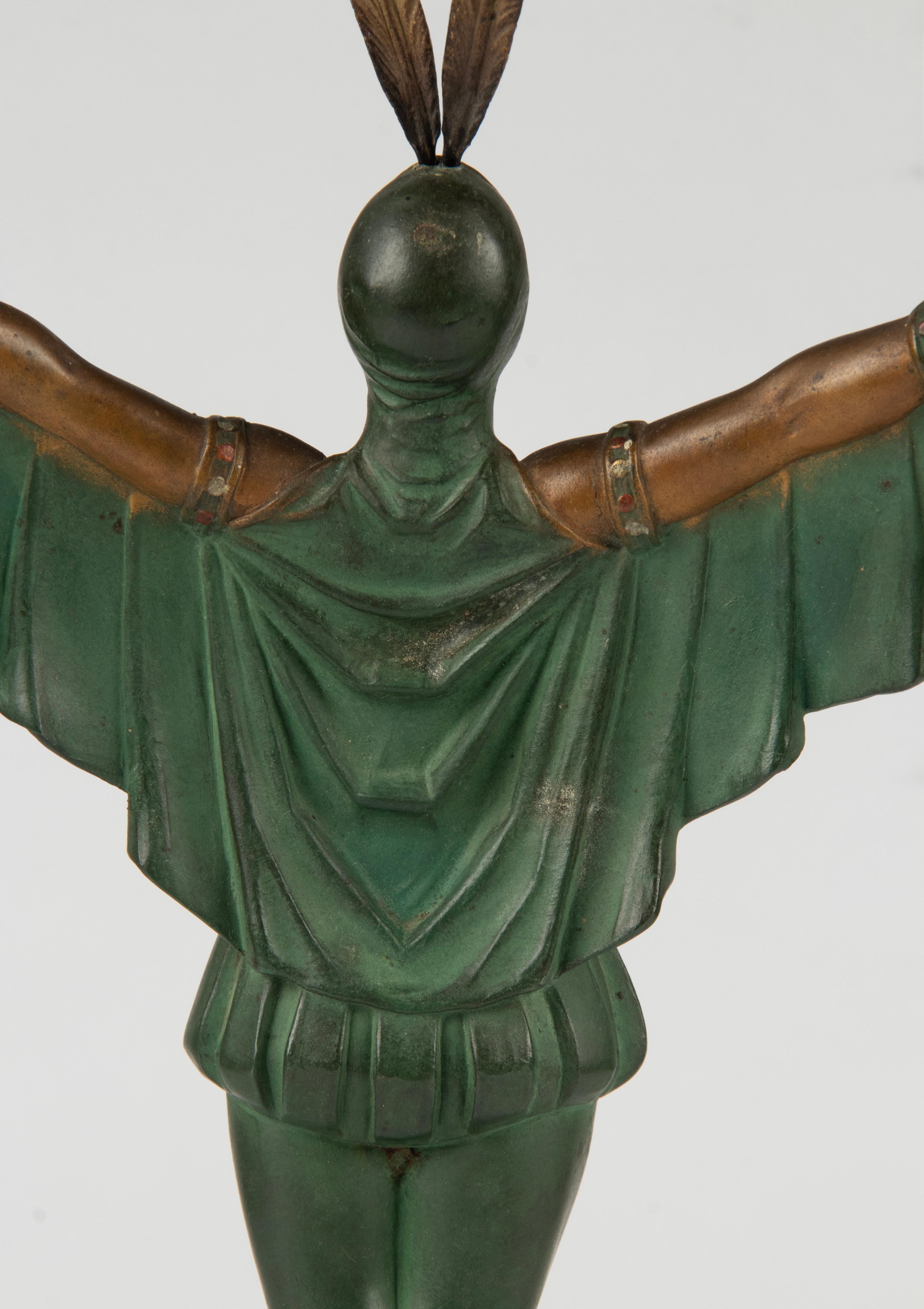 Sculpture en acier inoxydable d'époque Art déco représentant une danseuse de Flapper en vente 11