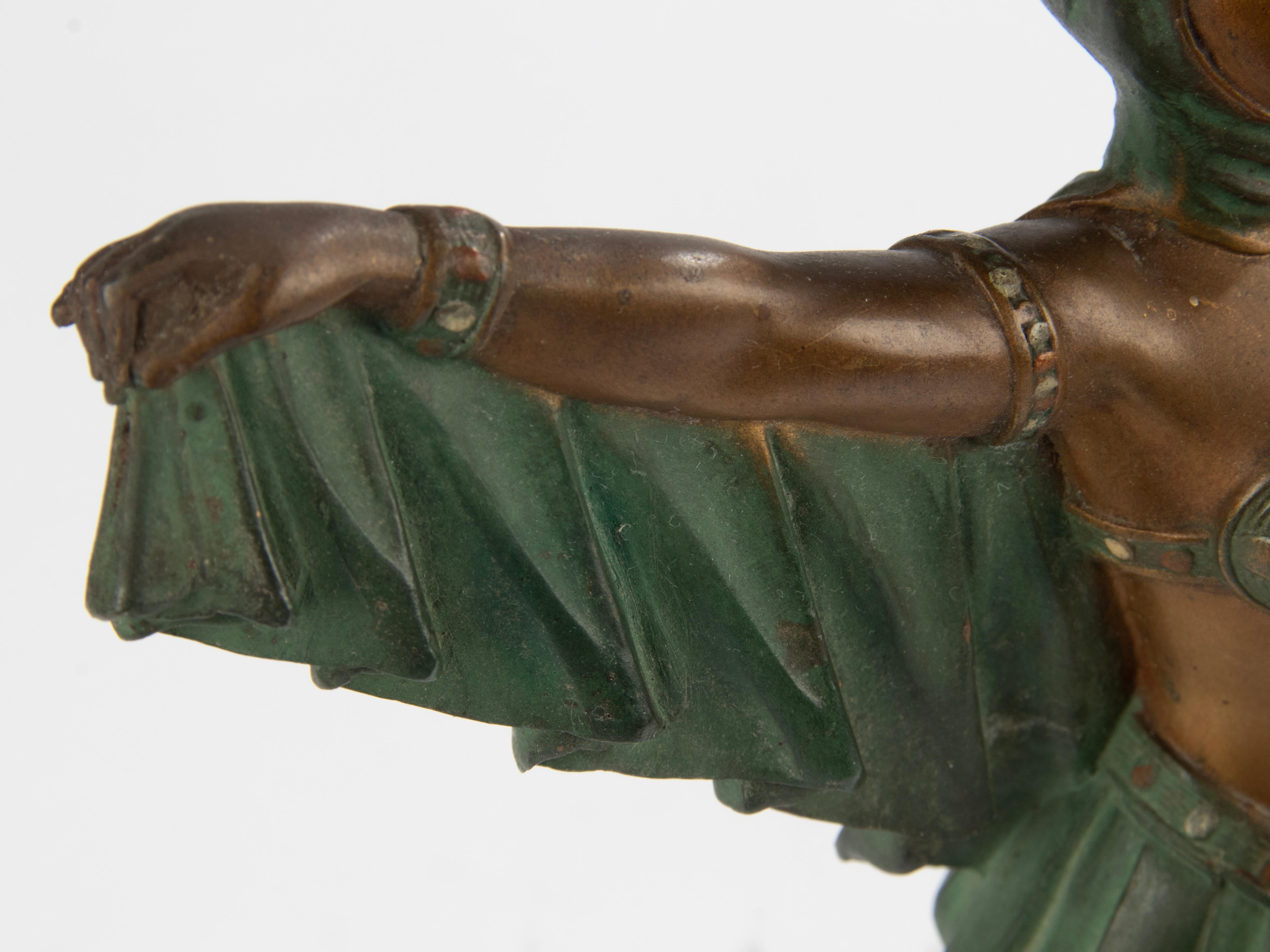 Scultura in speltro di epoca Art Deco raffigurante una donna ballerina Flapper in vendita 13