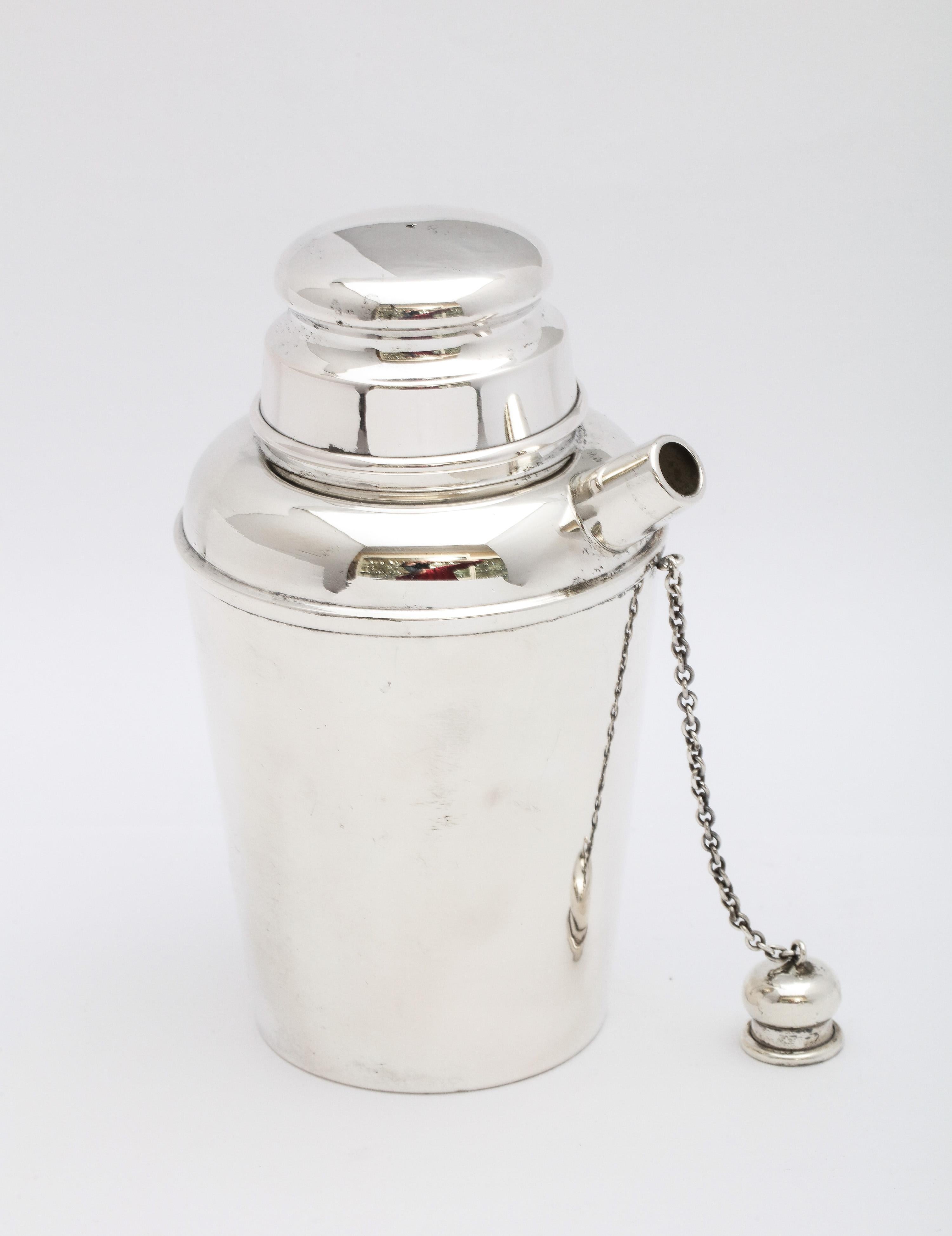 Art Deco Period Sterling Silver Cocktail Shaker For Sale 3