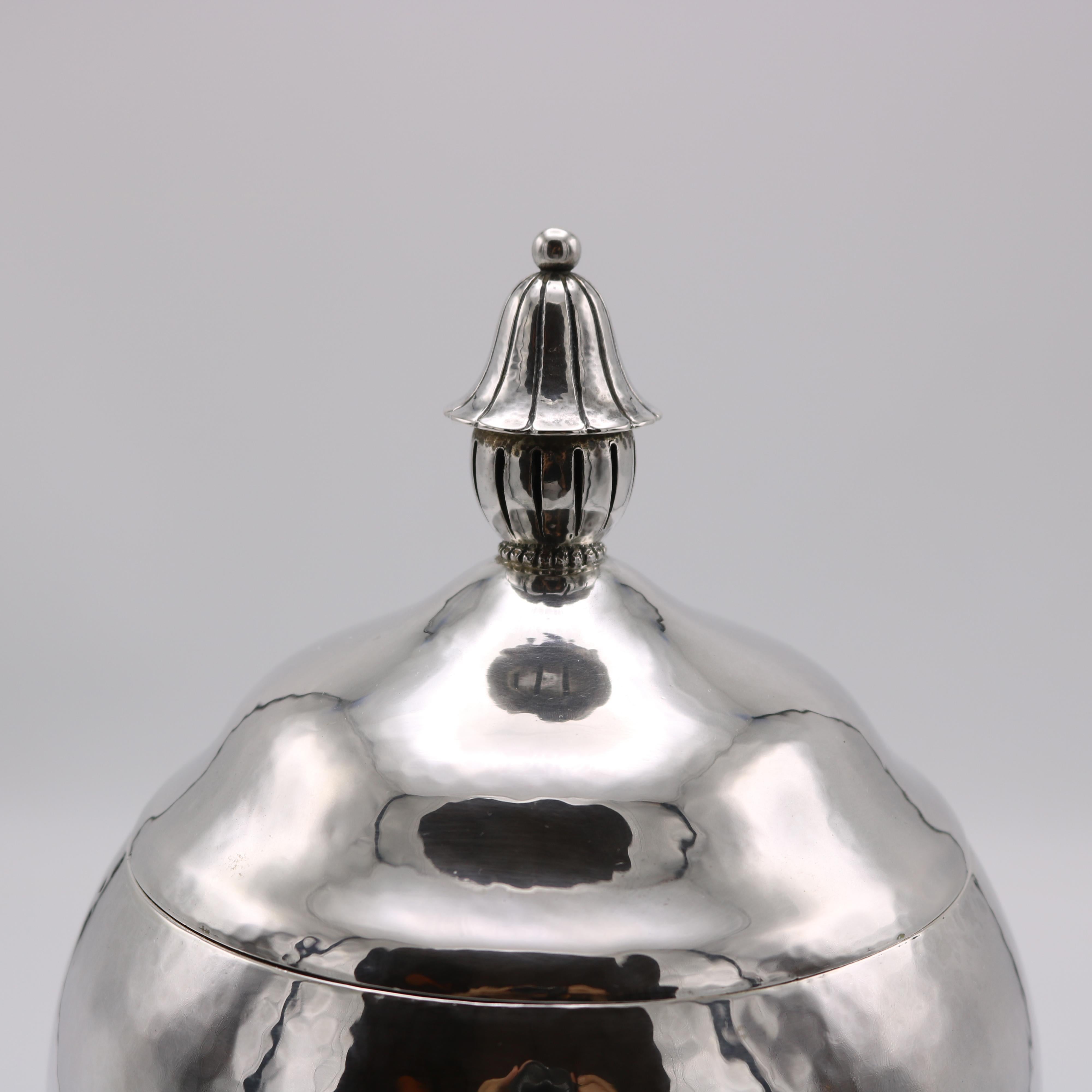 Tedesco Vaso coperto in argento Sterling di epoca Art Deco Germania circa 1930 in vendita