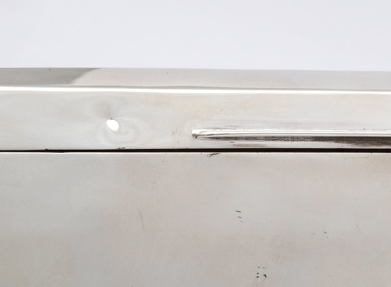 Art Deco Period Sterling Silver Jewelry Box with Hinged Lid For Sale 10