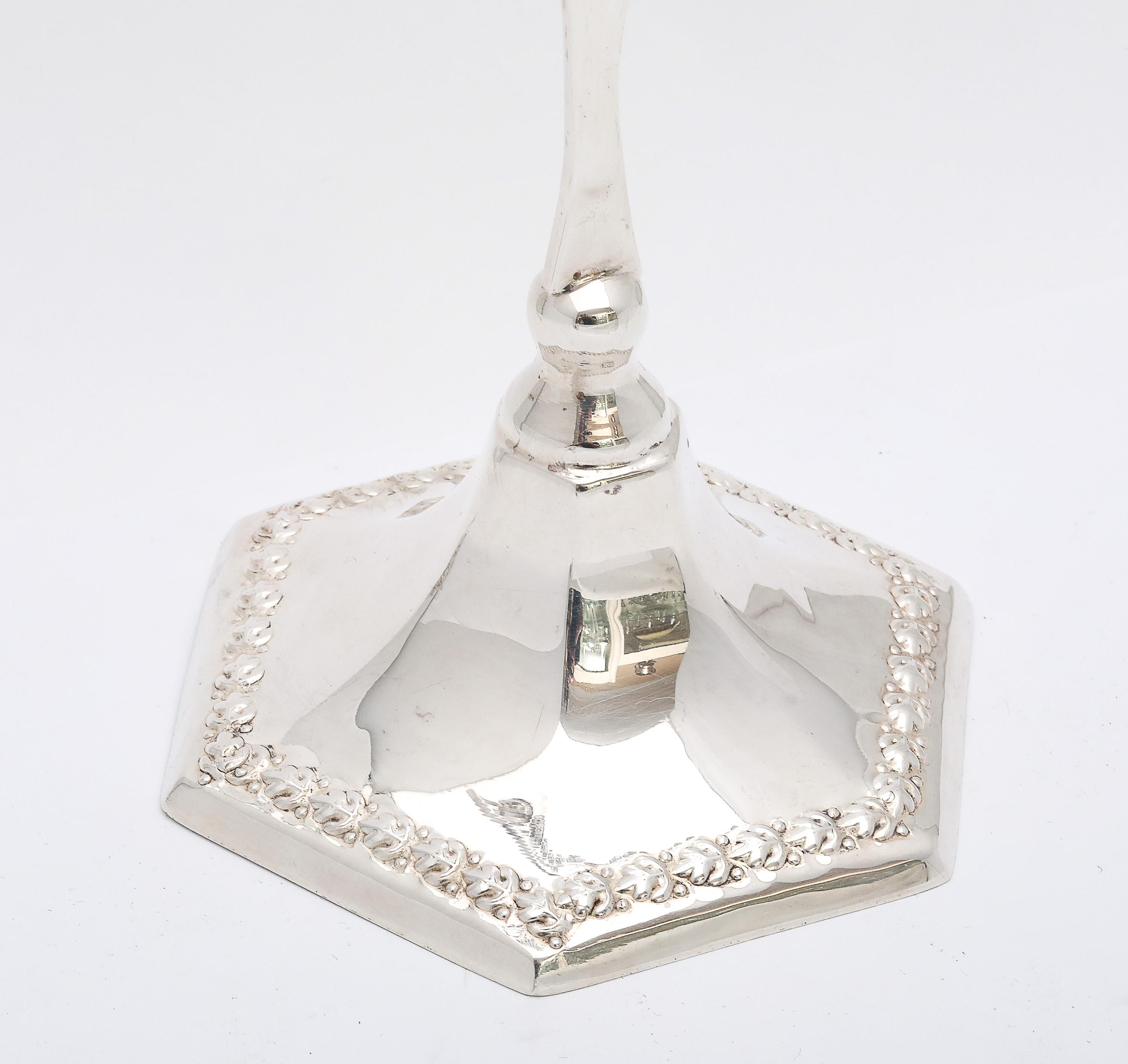 Art Deco Periode Sterling Silber Menorah (amerikanisch) im Angebot
