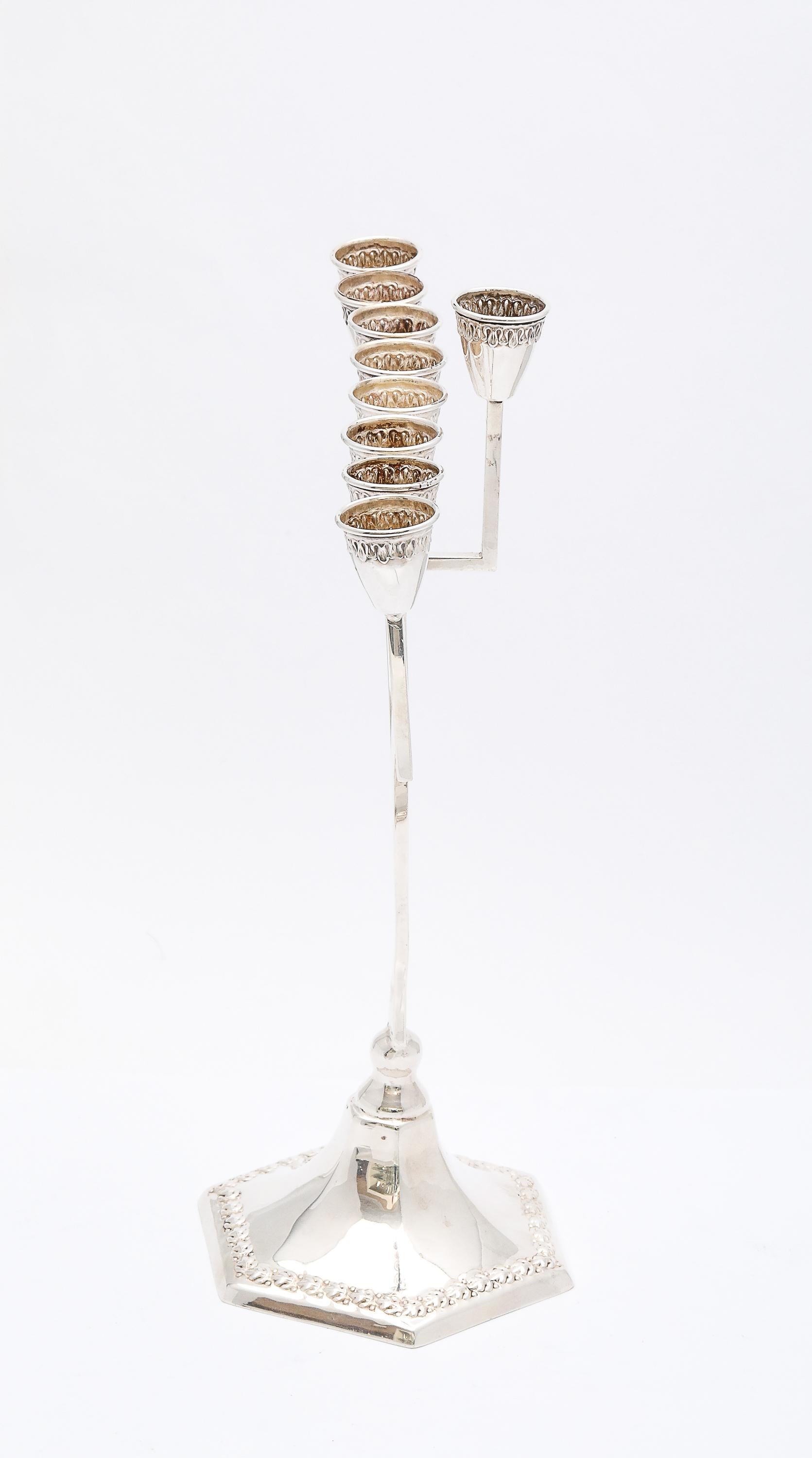 Art Deco Periode Sterling Silber Menorah im Angebot 2