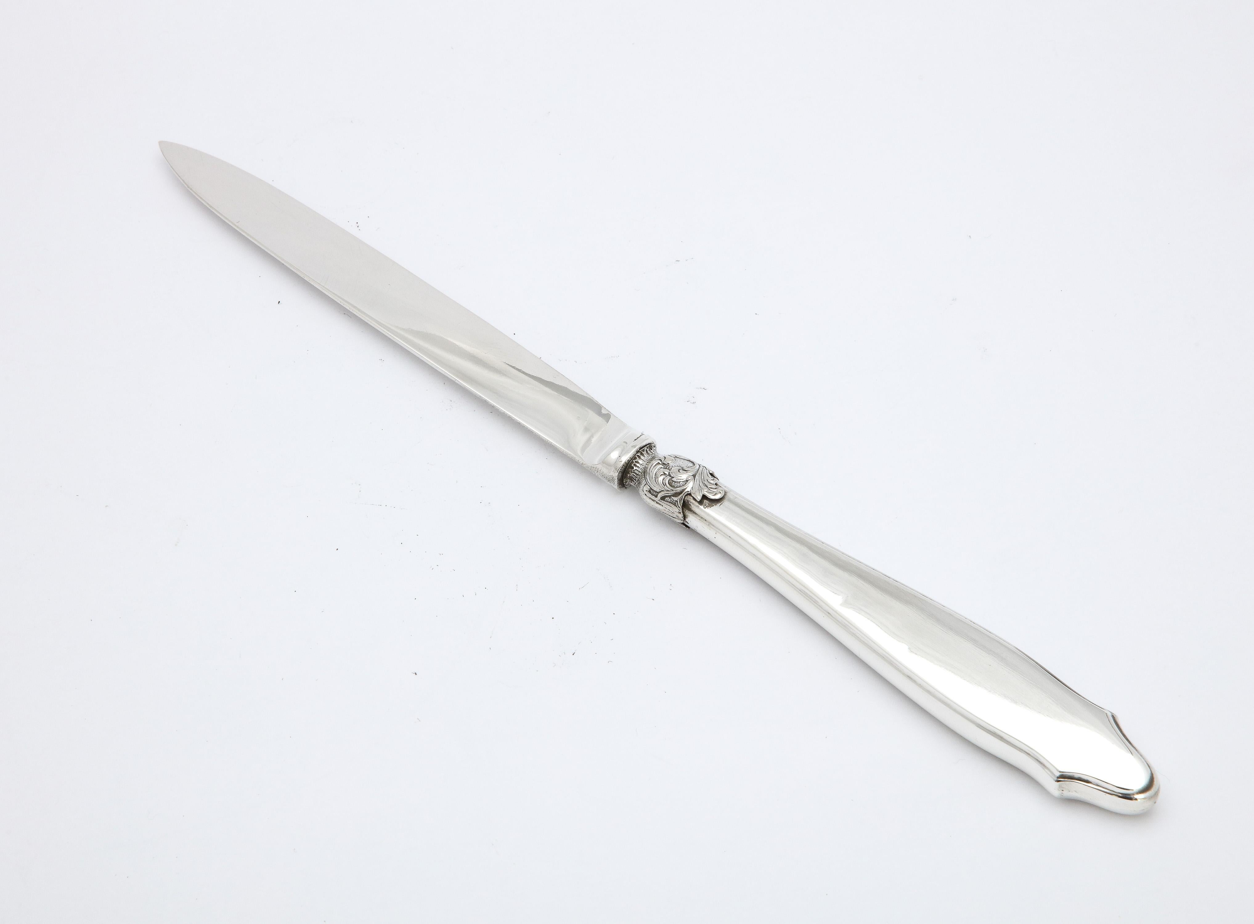 Art Deco Period Sterling Silver-Mounted Blue Enamel Letter Opener/Paper Knife In Good Condition For Sale In New York, NY