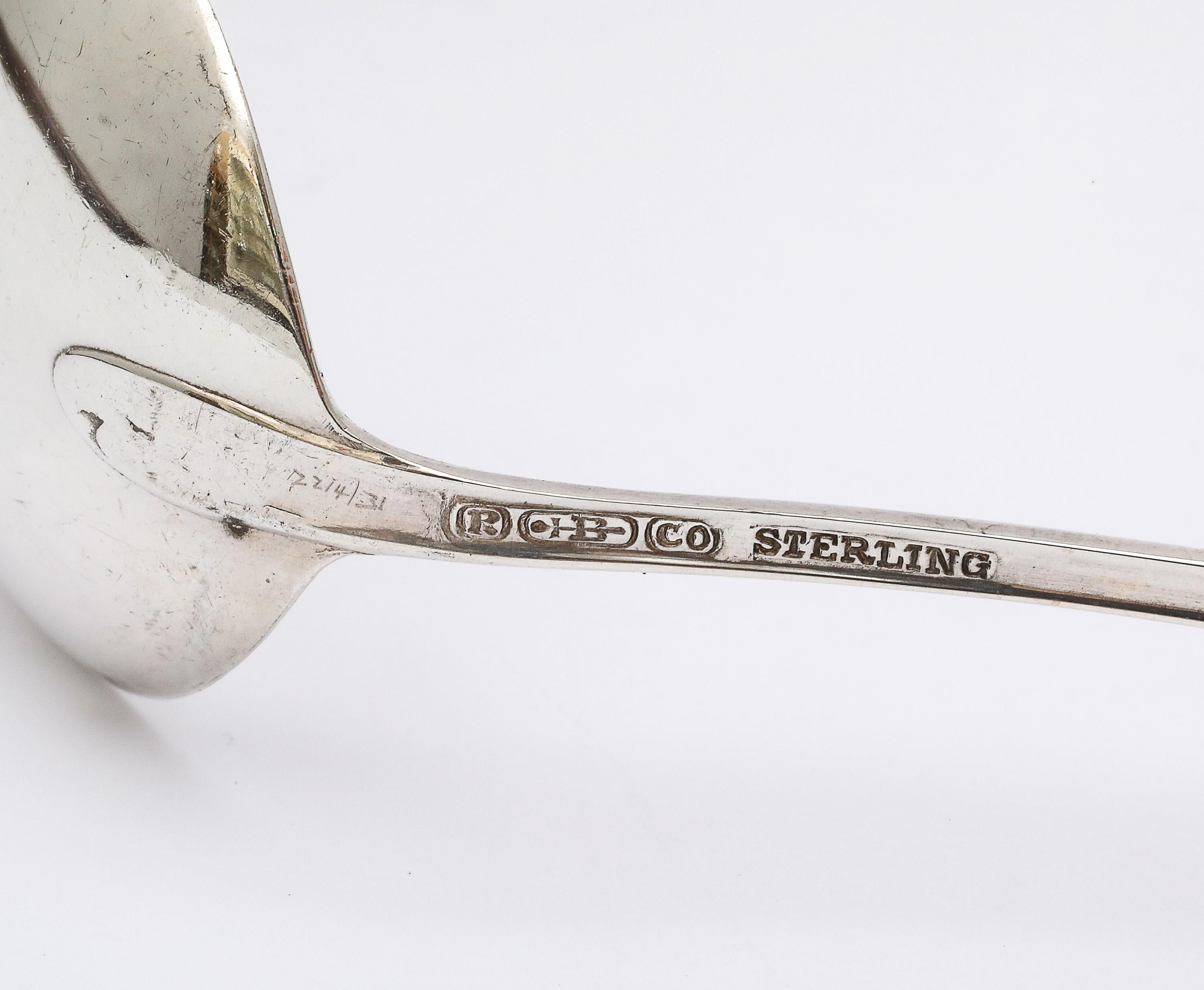 Art Deco Period Sterling Silver-Mounted Drum-Form Jam/Condiments Jar and Spoon en vente 3