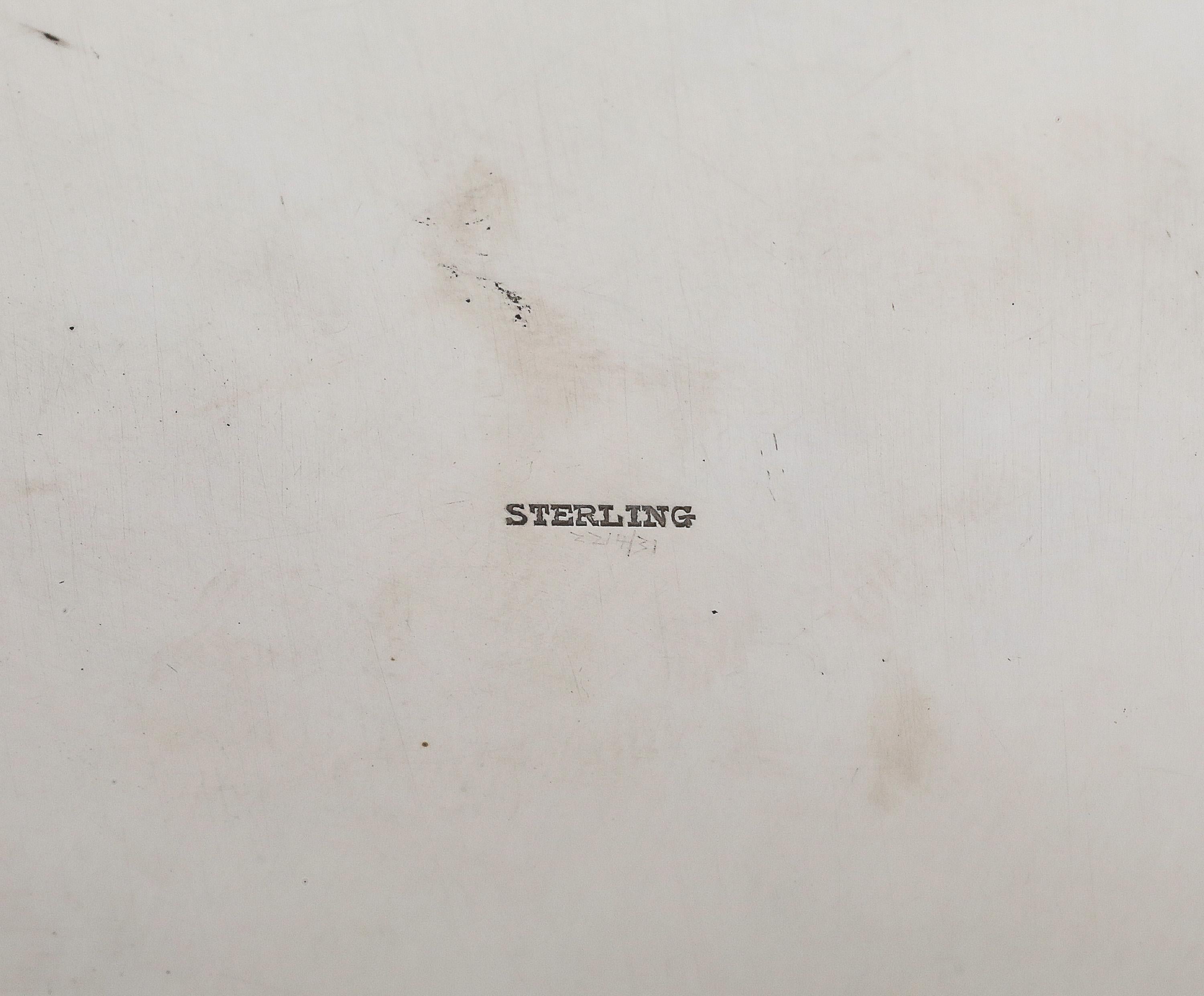 Art Deco Period Sterling Silver-Mounted Drum-Form Jam/Condiments Jar and Spoon en vente 7