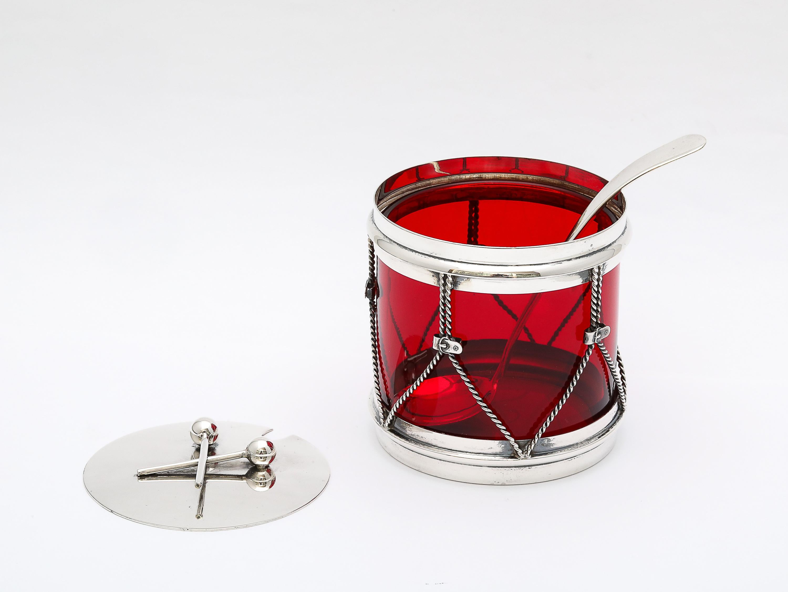 Art Deco Period Sterling Silver-Mounted Drum-Form Jam/Condiments Jar and Spoon en vente 1