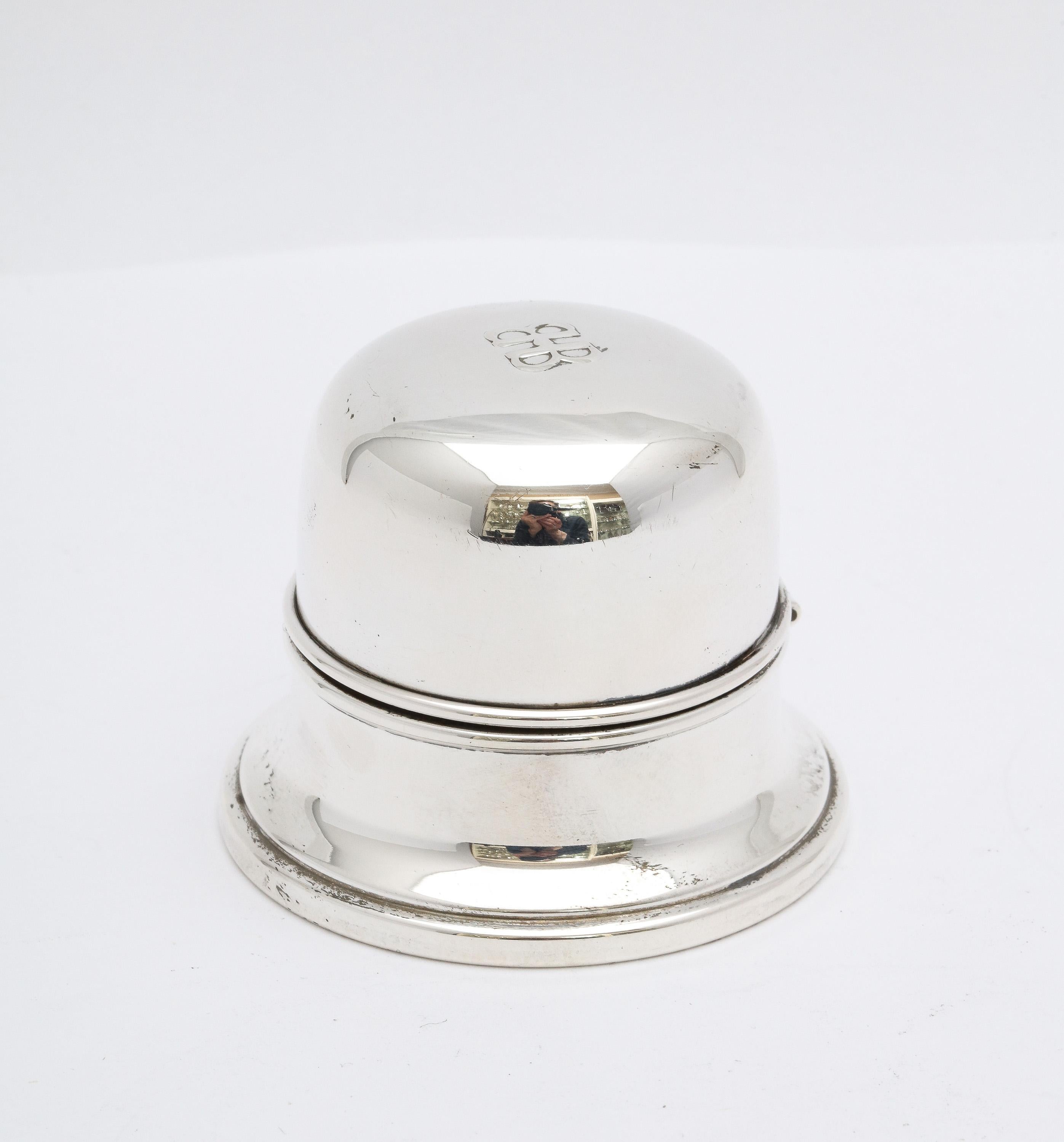 Art Deco Period Sterling Silver Ring Box with Hinged Lid For Sale 2