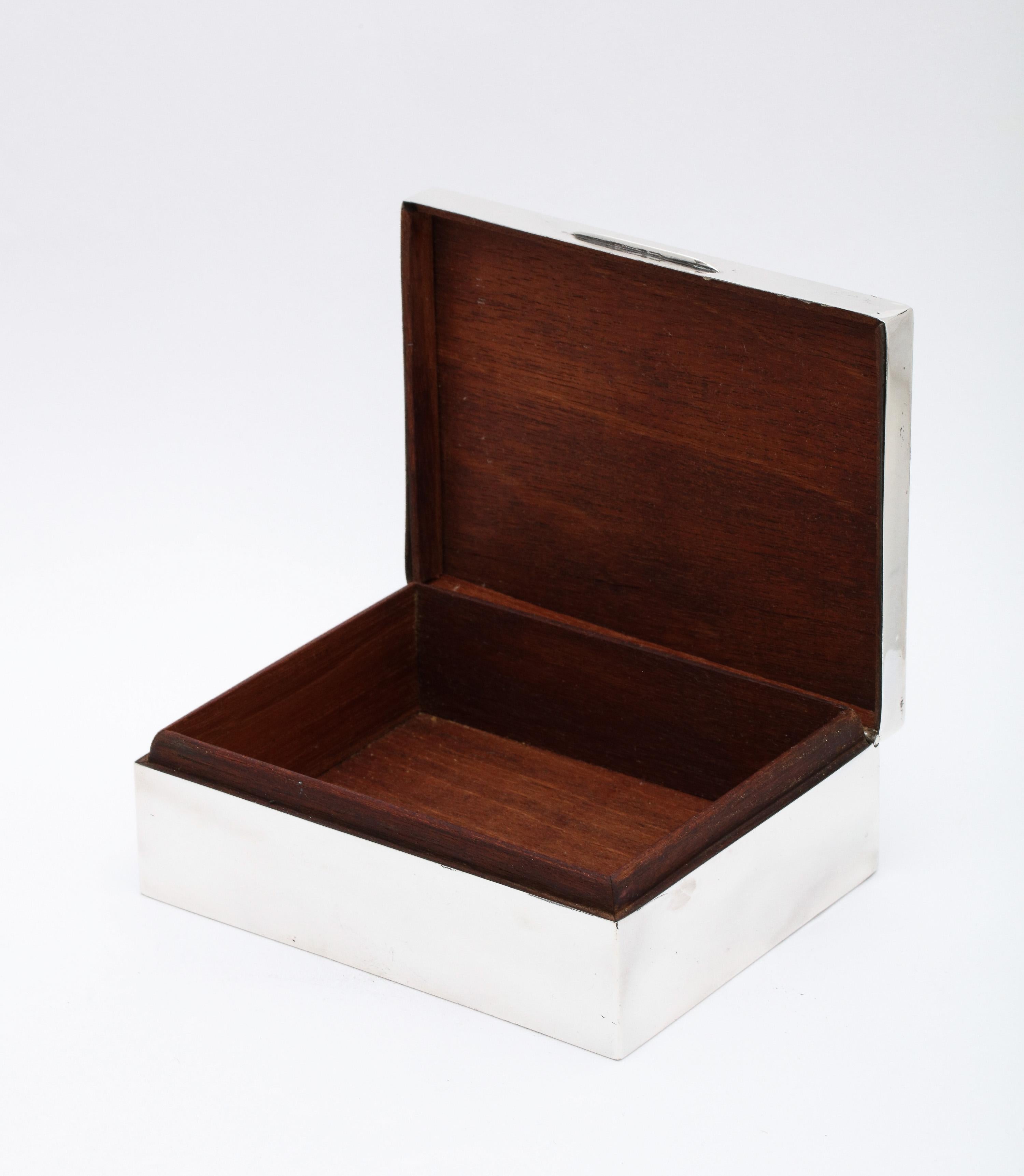 Art Deco Periode Sterling Silber Tabelle Box mit Scharnierdeckel im Angebot 3