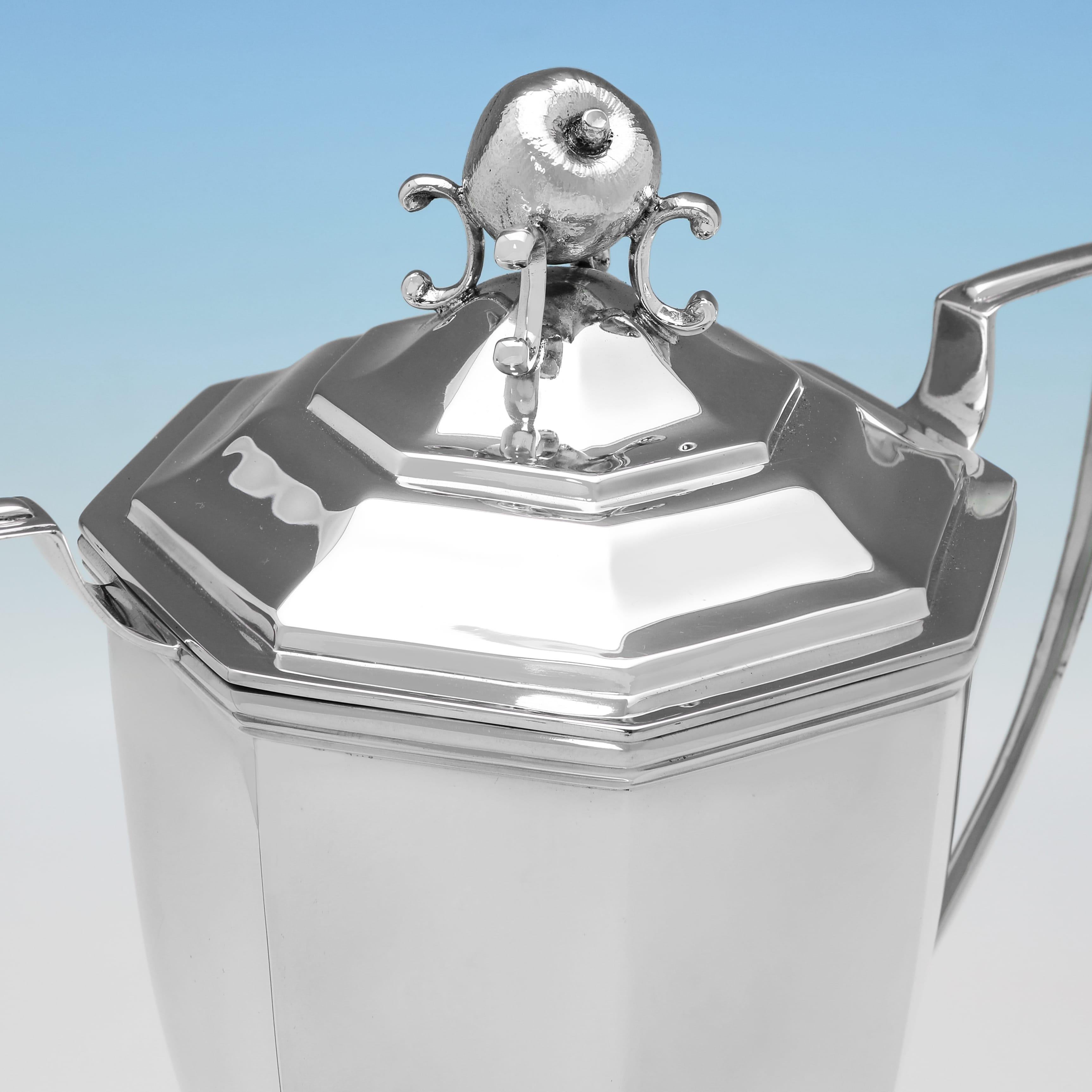 Trophäe aus Sterlingsilber im Stil des Art déco aus dem Jahr 1932 (Englisch) im Angebot