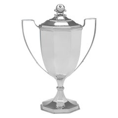 Trophäe aus Sterlingsilber im Stil des Art déco aus dem Jahr 1932