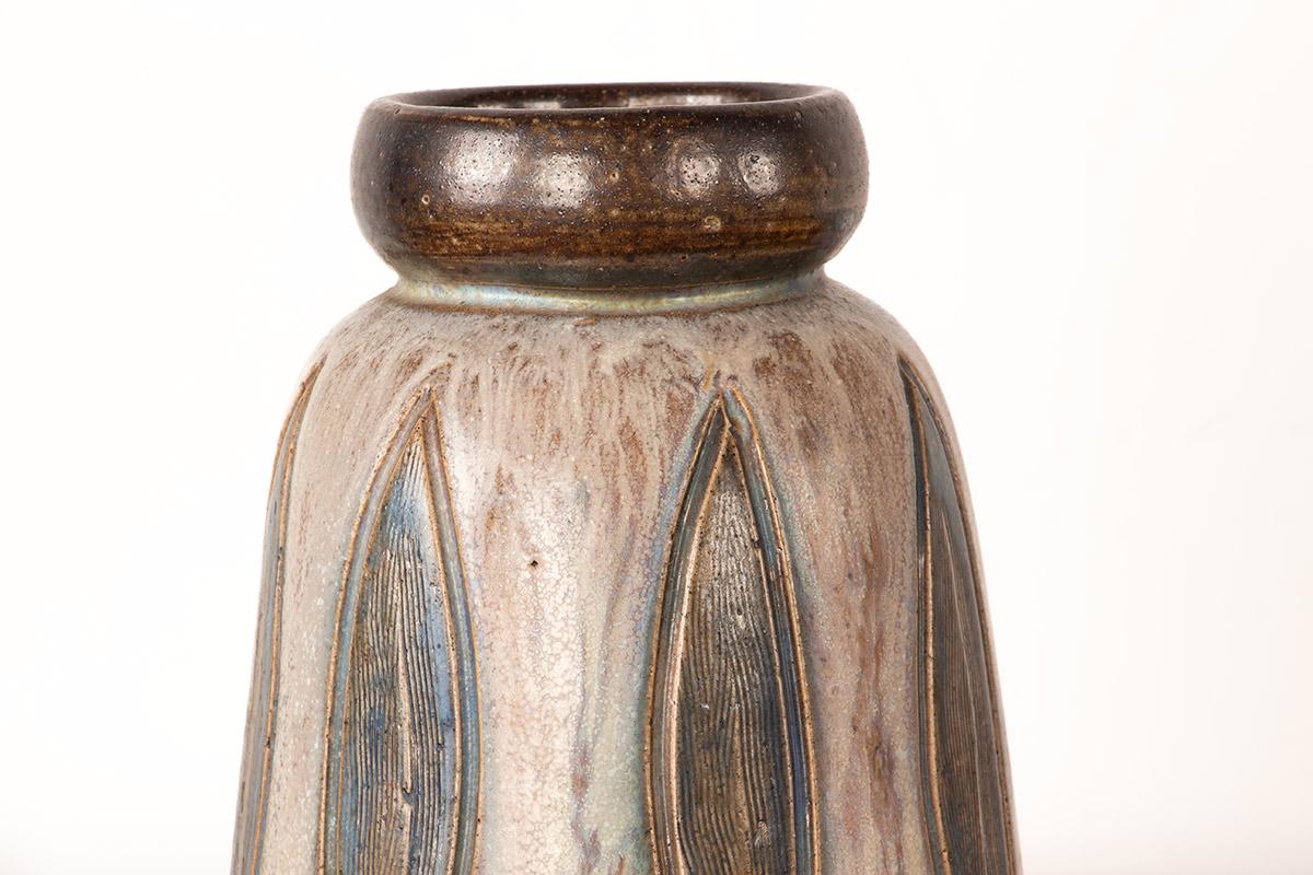 Inizio XX secolo Art Deco period vase in glazed ceramic, green and gray, by Edouard Grégoire. in vendita