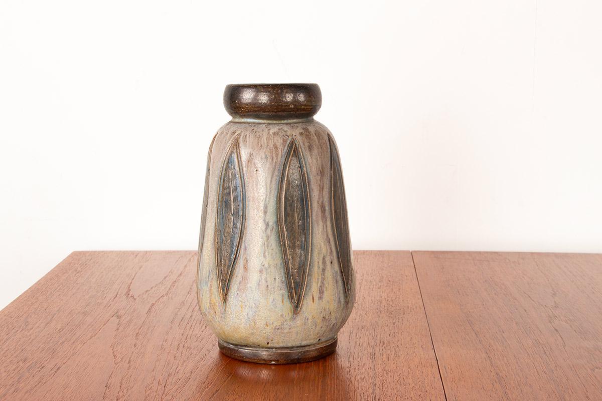 Ceramica Art Deco period vase in glazed ceramic, green and gray, by Edouard Grégoire. in vendita