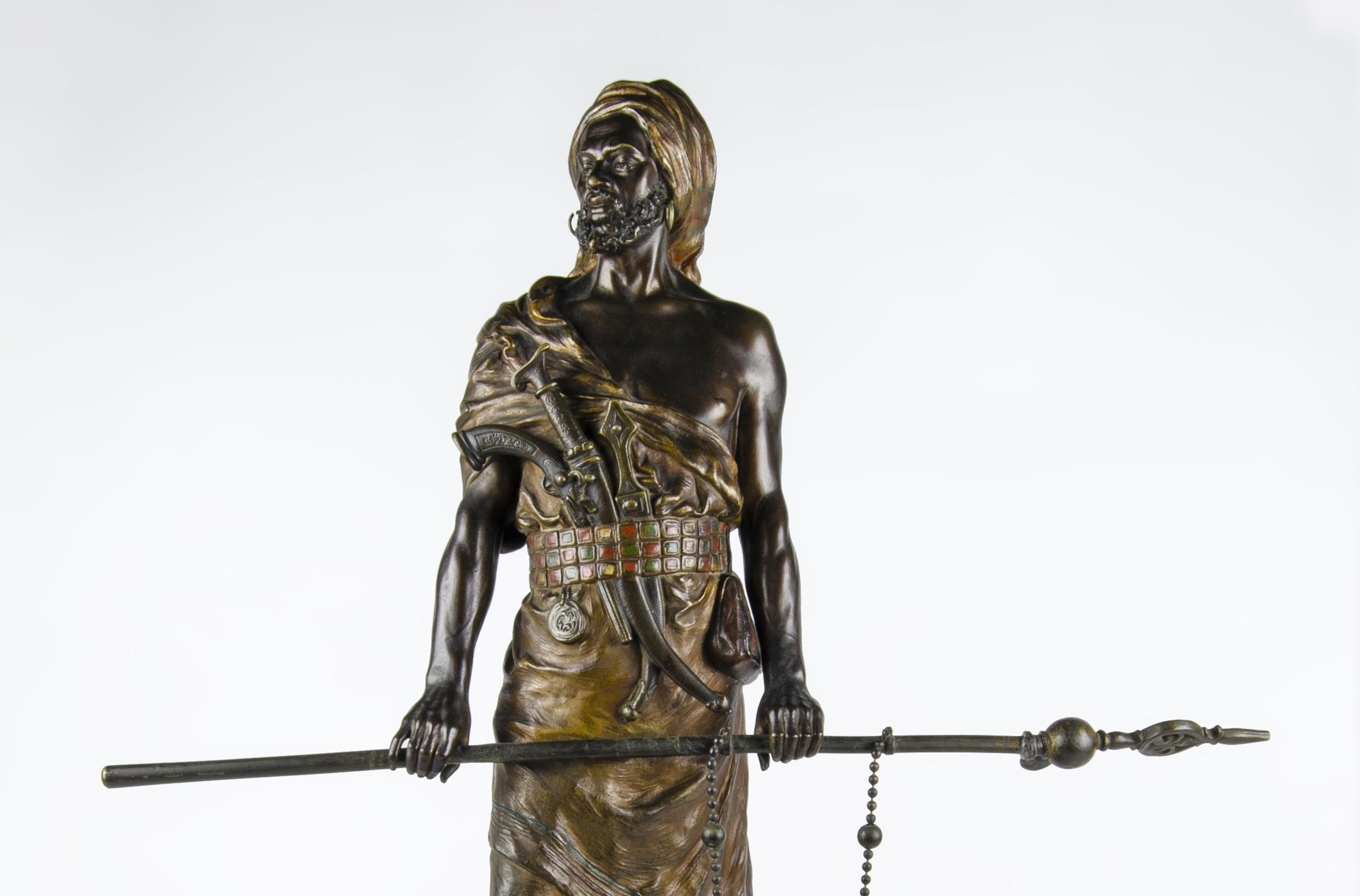 Calco Scultura Art Déco in bronzo dipinto a freddo del guerriero persiano di F. Bergmann, Austria in vendita