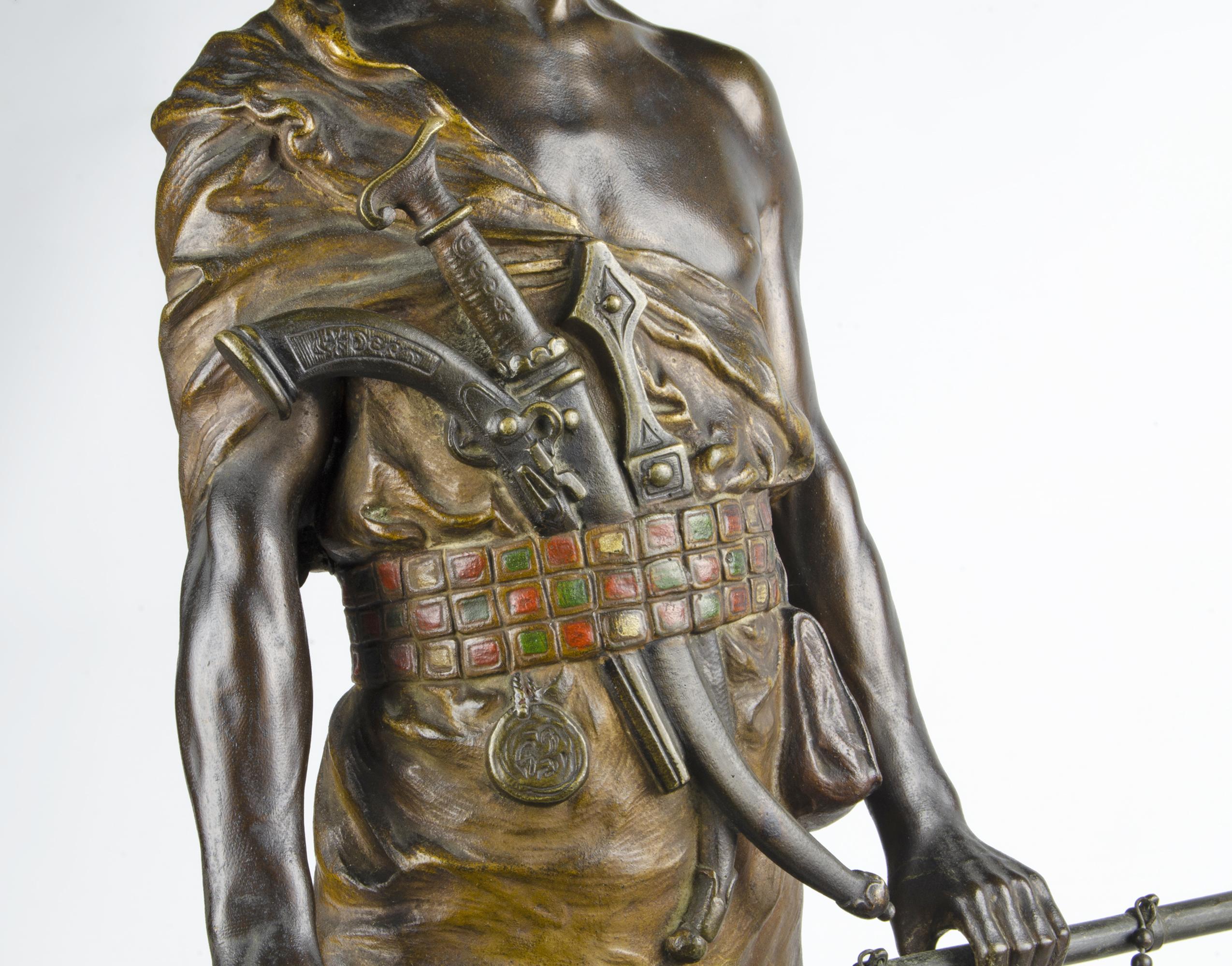 Metallo Scultura Art Déco in bronzo dipinto a freddo del guerriero persiano di F. Bergmann, Austria in vendita