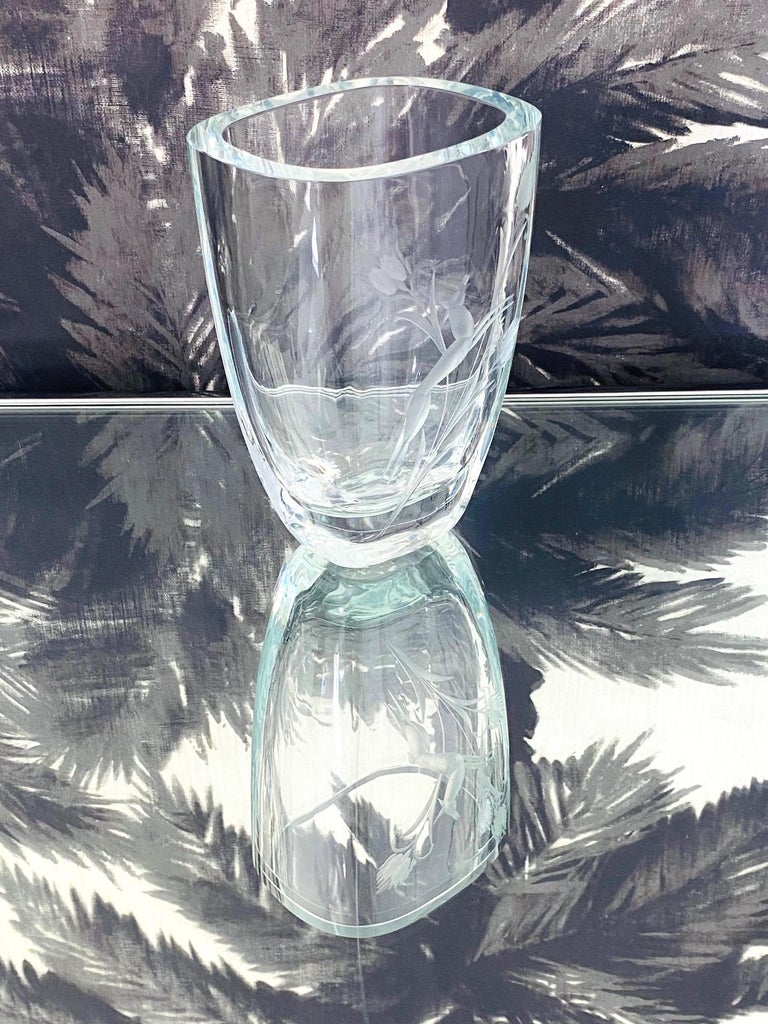 Art Deco Petite Crystal Glass Vase with Etched Leaping Doe, Sweden, 1930s For Sale 5