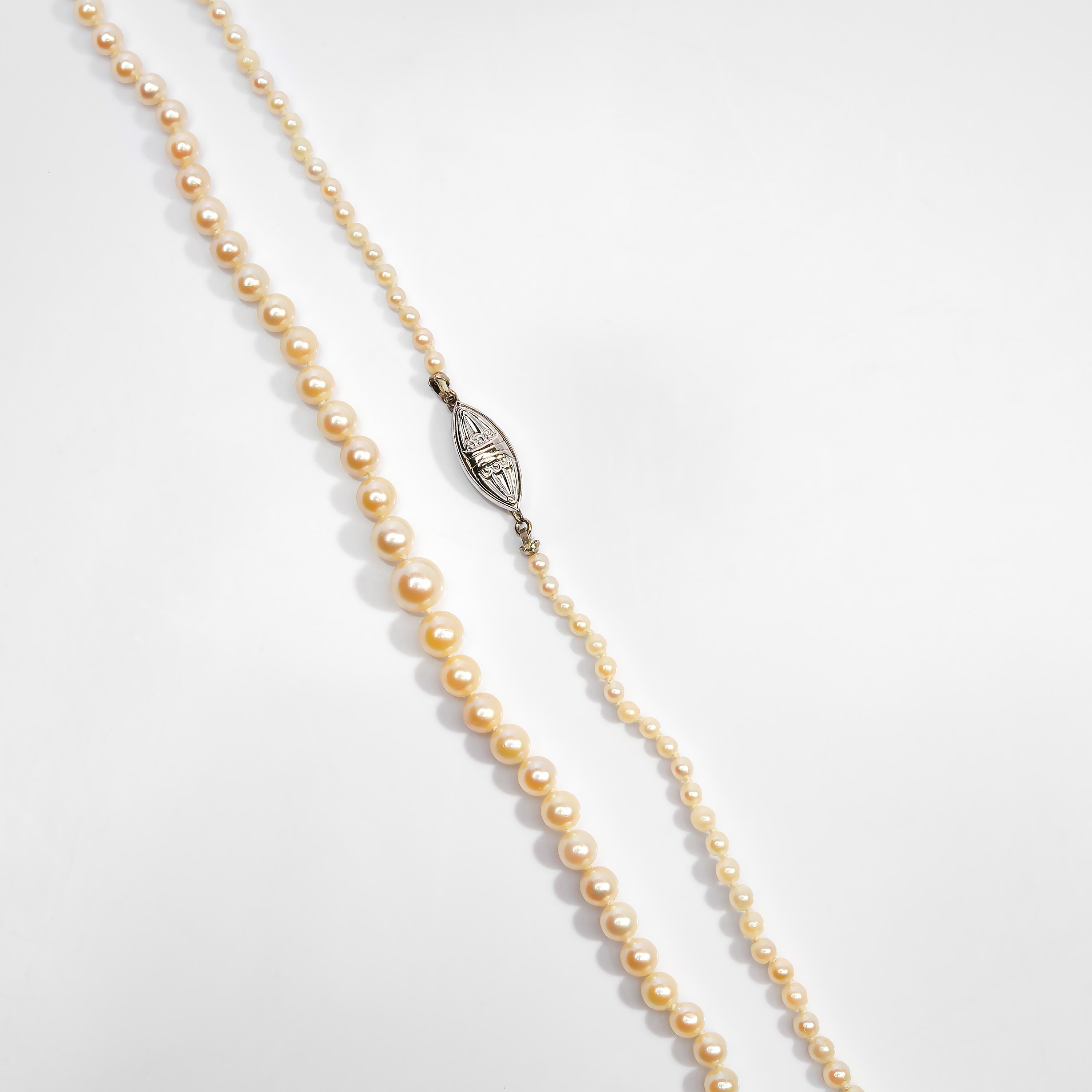 Bead Art Deco Petite Strand of Cultured Saltwater Pearls For Sale
