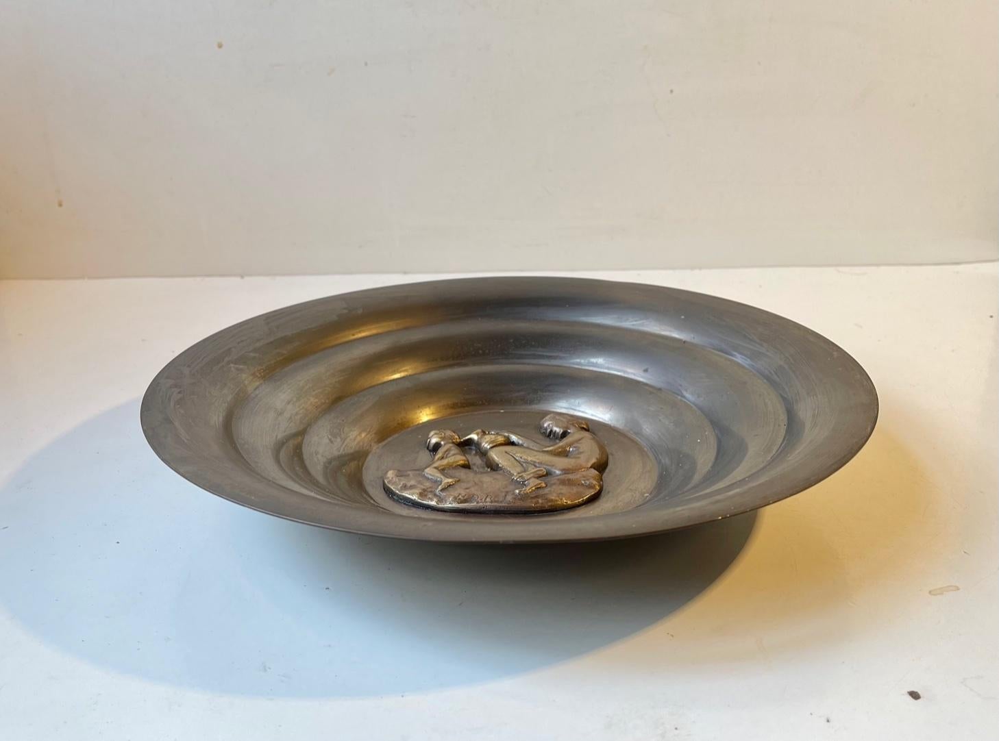 Danish Art Deco Pewter and Bronze Bowl with Intimate Mother and Child Motif, 1940s For Sale