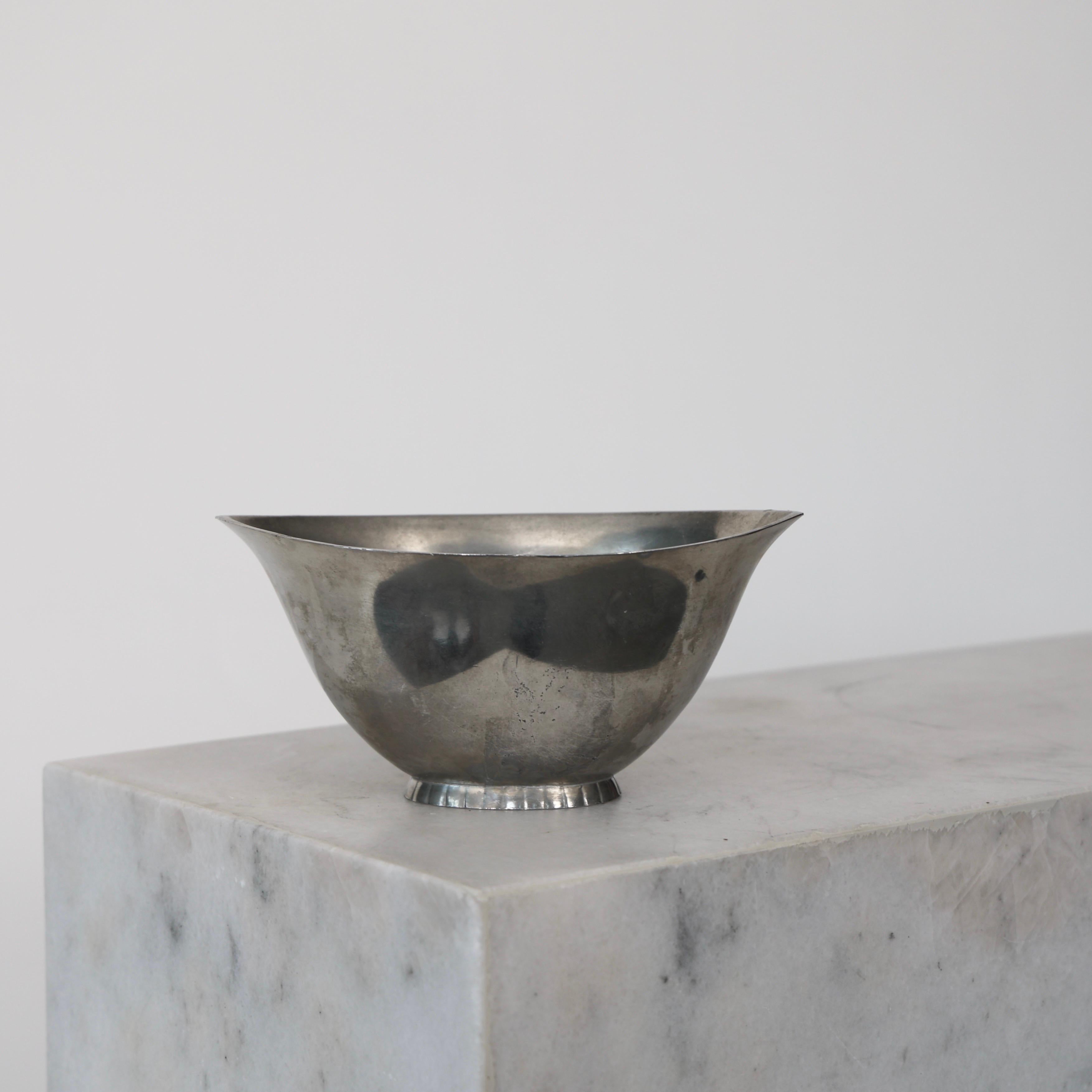 Art Deco Pewter Bowl by Just Andersen, 1920s, Denmark For Sale 4