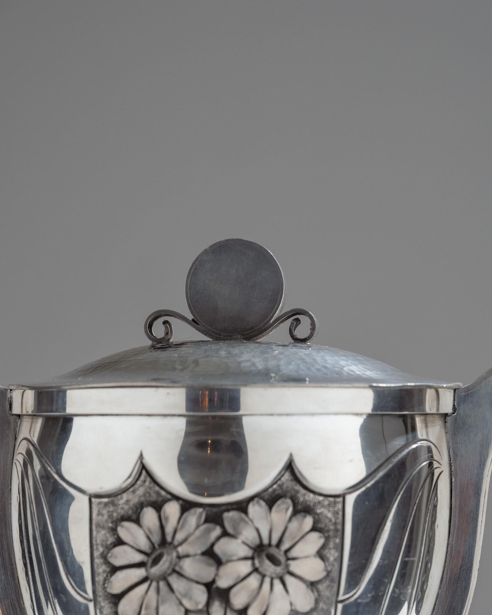 Art Deco pewter candy box, 1940s en Bueno estado para la venta en PARIS, FR