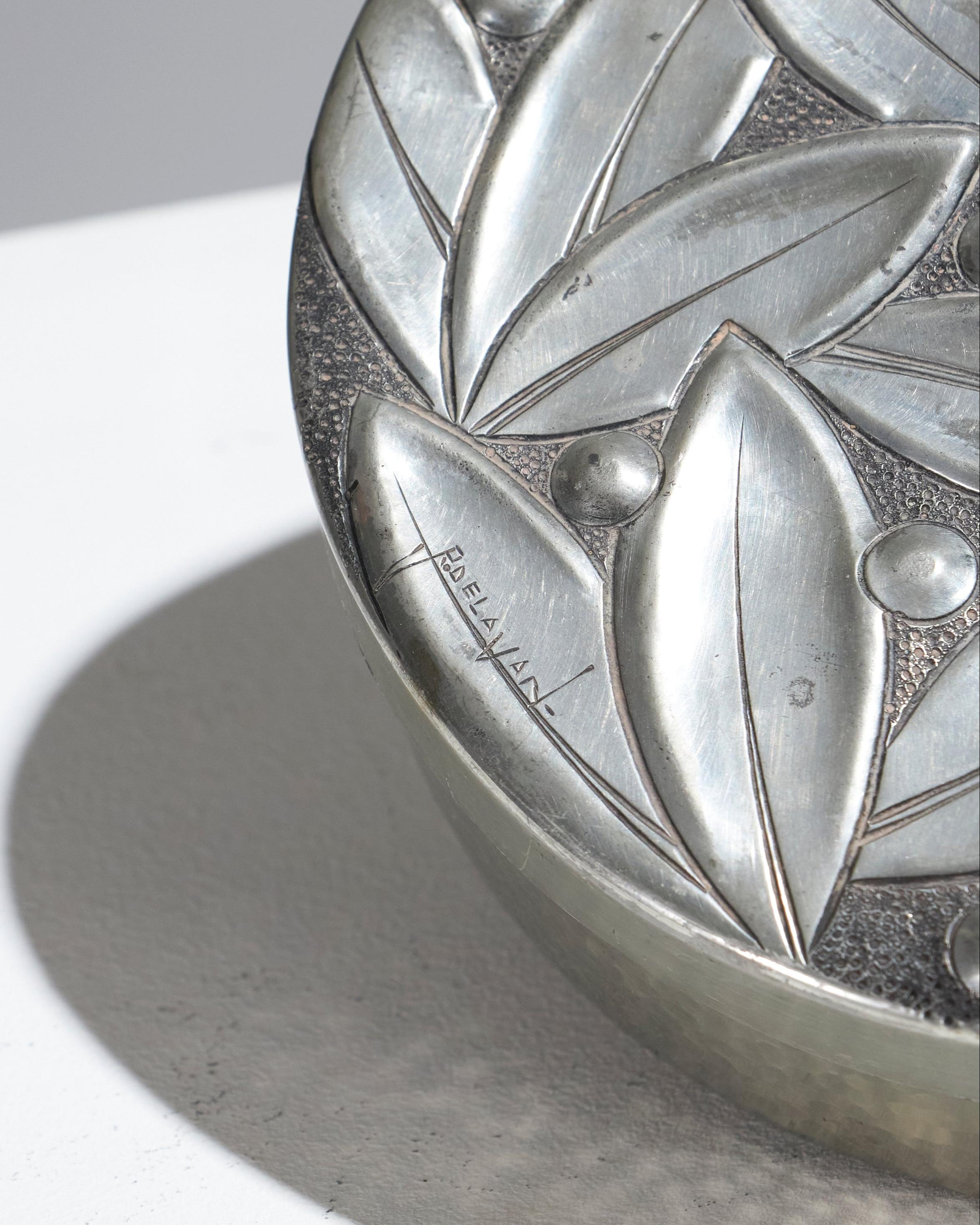 Pewter Art deco pewter candy box by René Delavan, 1930s For Sale