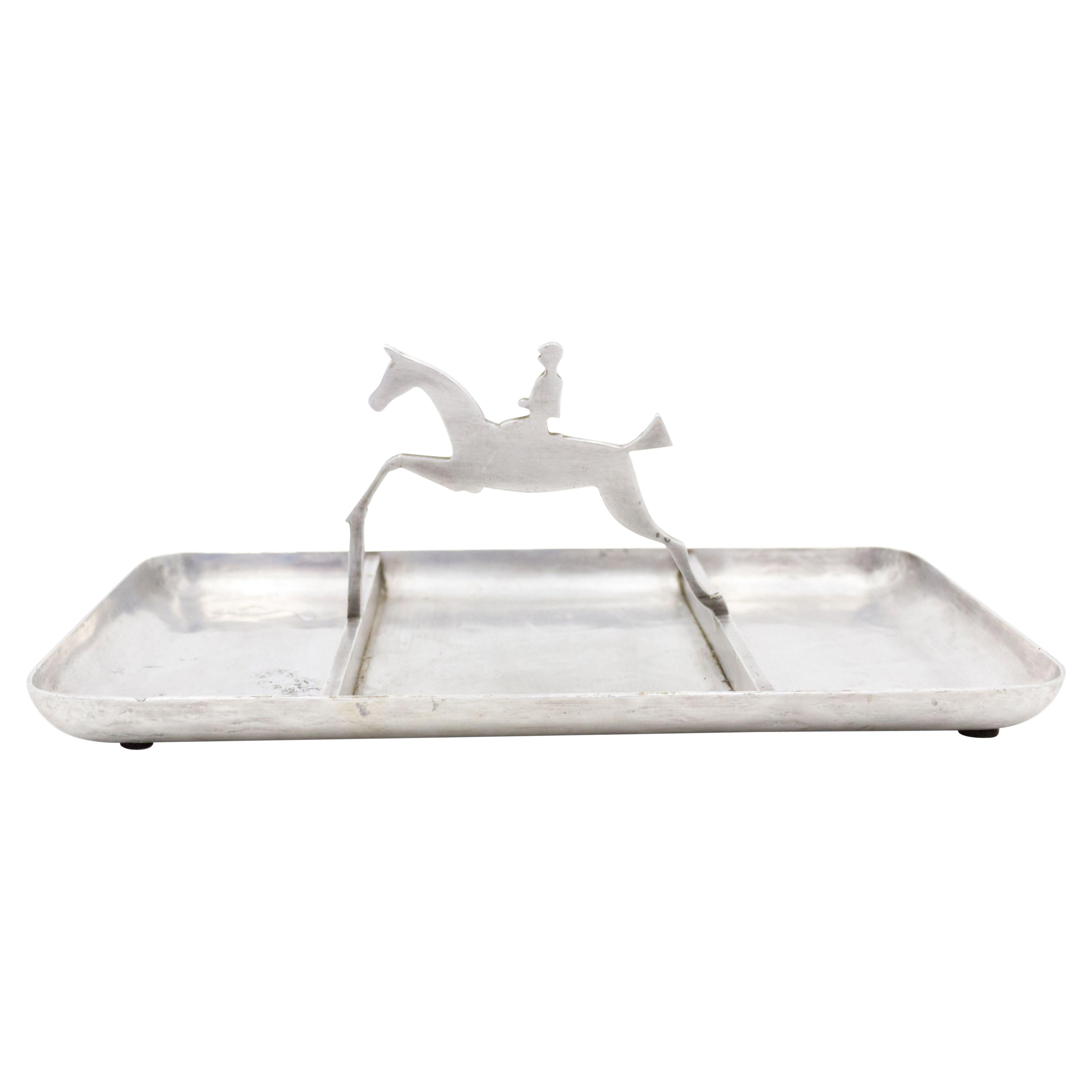 Cendrier cheval en étain Art Déco en vente