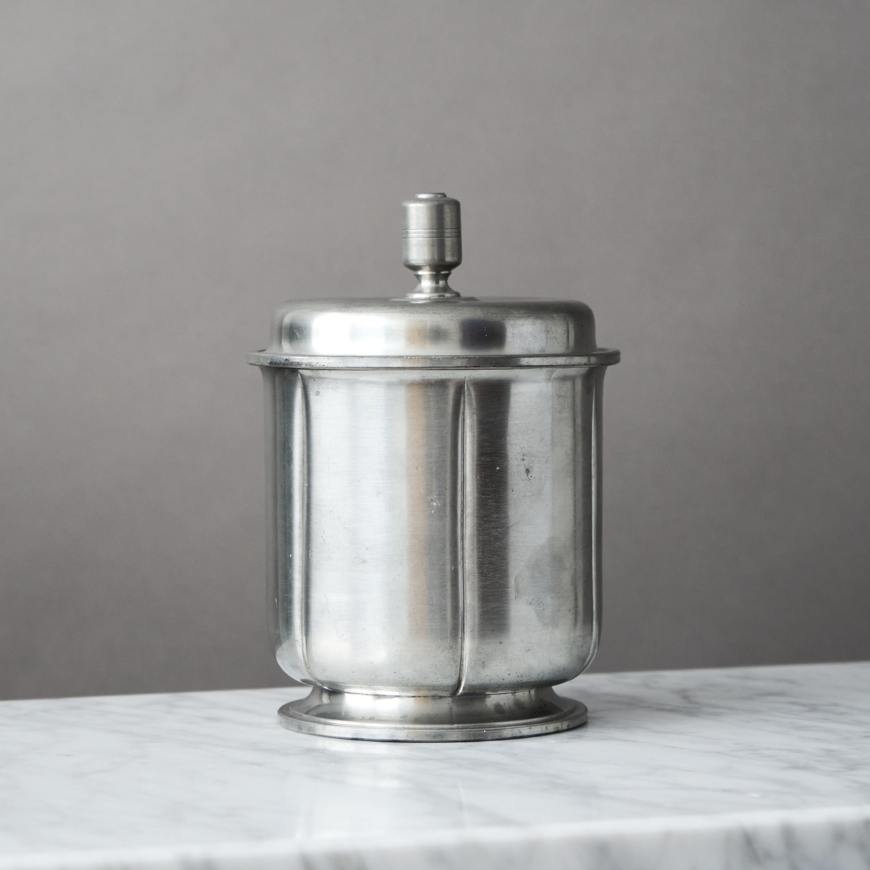 Art Deco Pewter Lidded Box by GAB Guldsmedsaktiebolaget, Sweden, 1930s For Sale 2