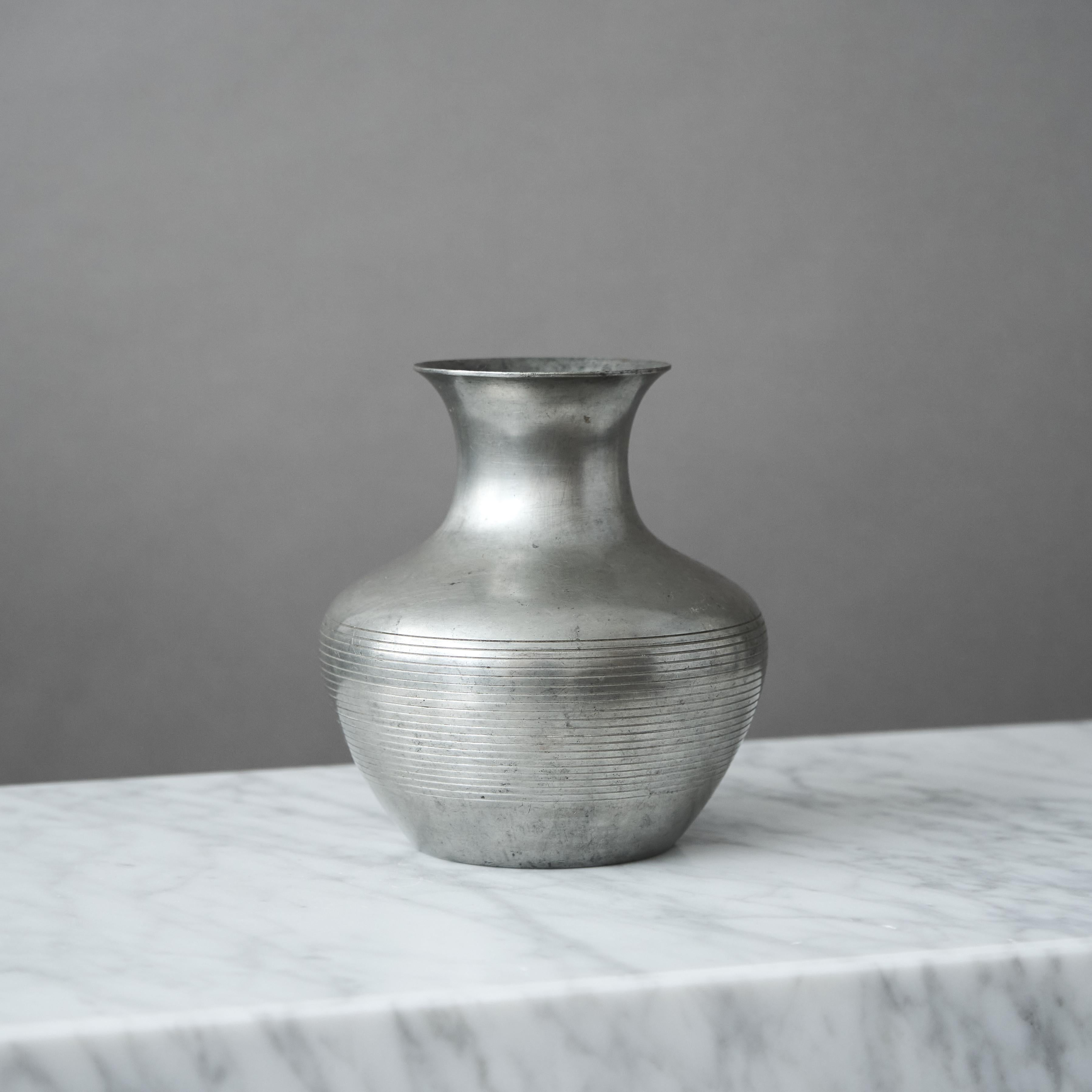 Art Deco Pewter Vase by GAB Guldsmedsaktiebolaget, Sweden, 1933 For Sale 1