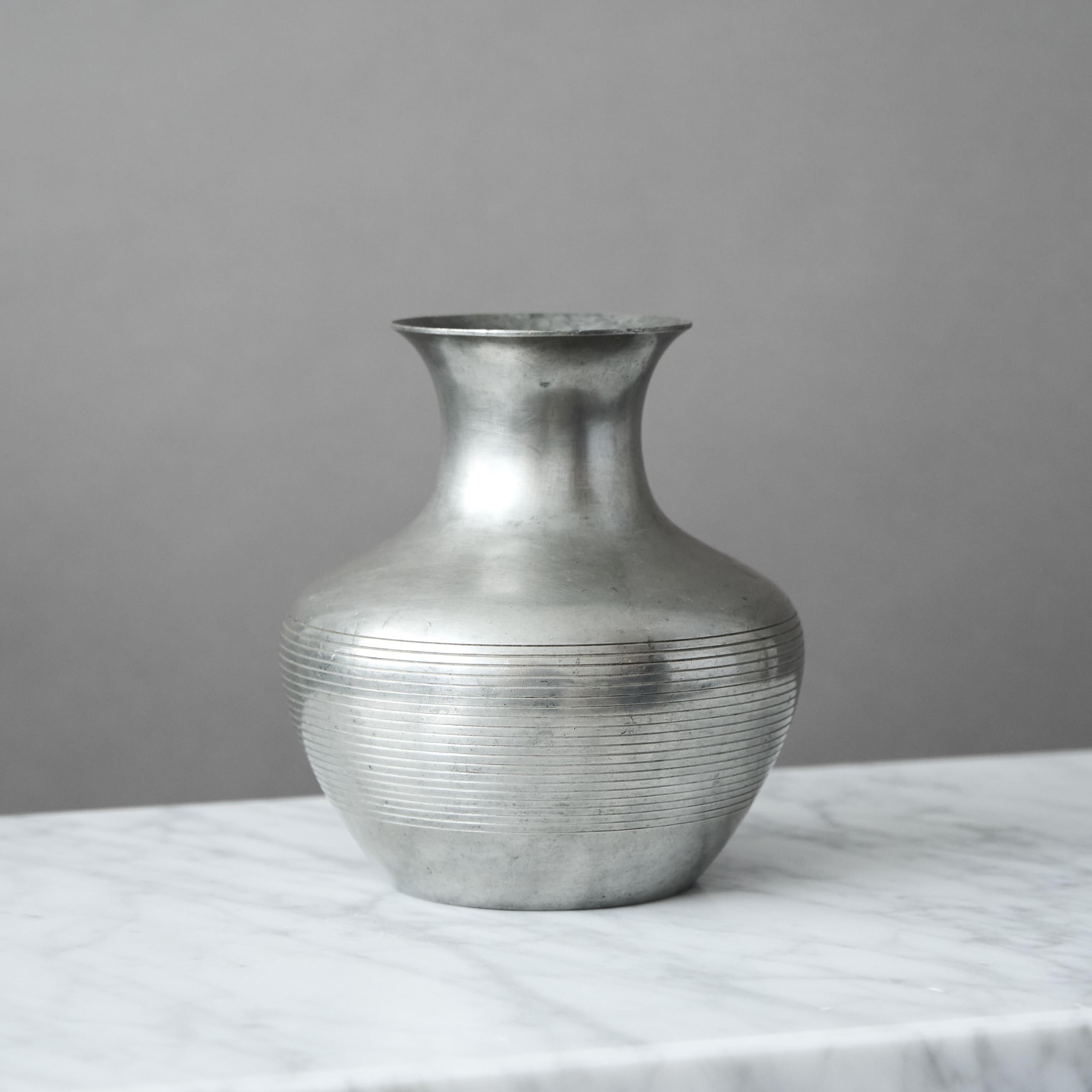 Art Deco Pewter Vase by GAB Guldsmedsaktiebolaget, Sweden, 1933 For Sale 3