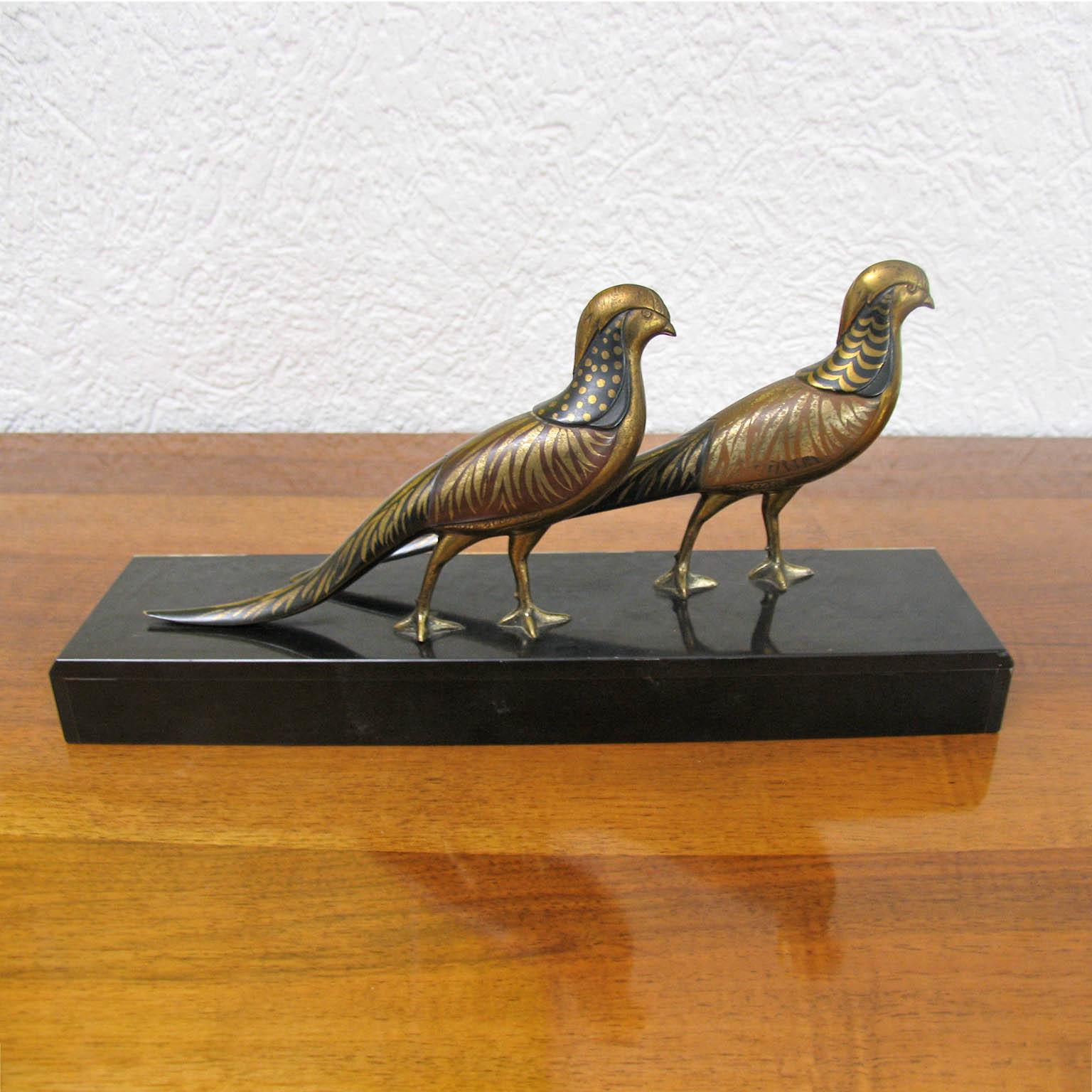 Art Deco Pheasants Polychrome, Gilt Bronze, Marble and Onyx Base by M. Secondo In Good Condition In Bochum, NRW