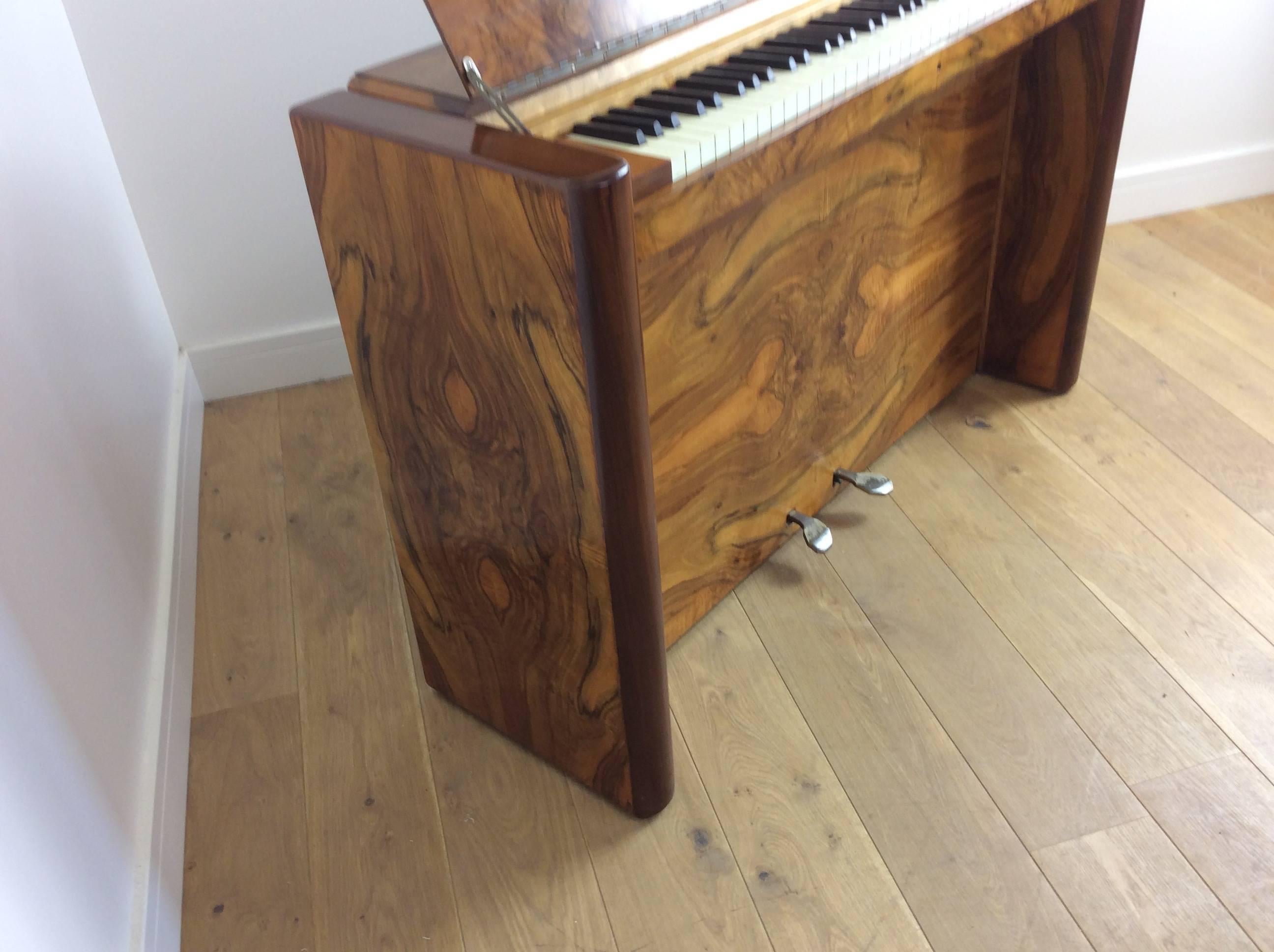 Art Deco Piano by Eavestaff in a Stunning Figured Walnut 2
