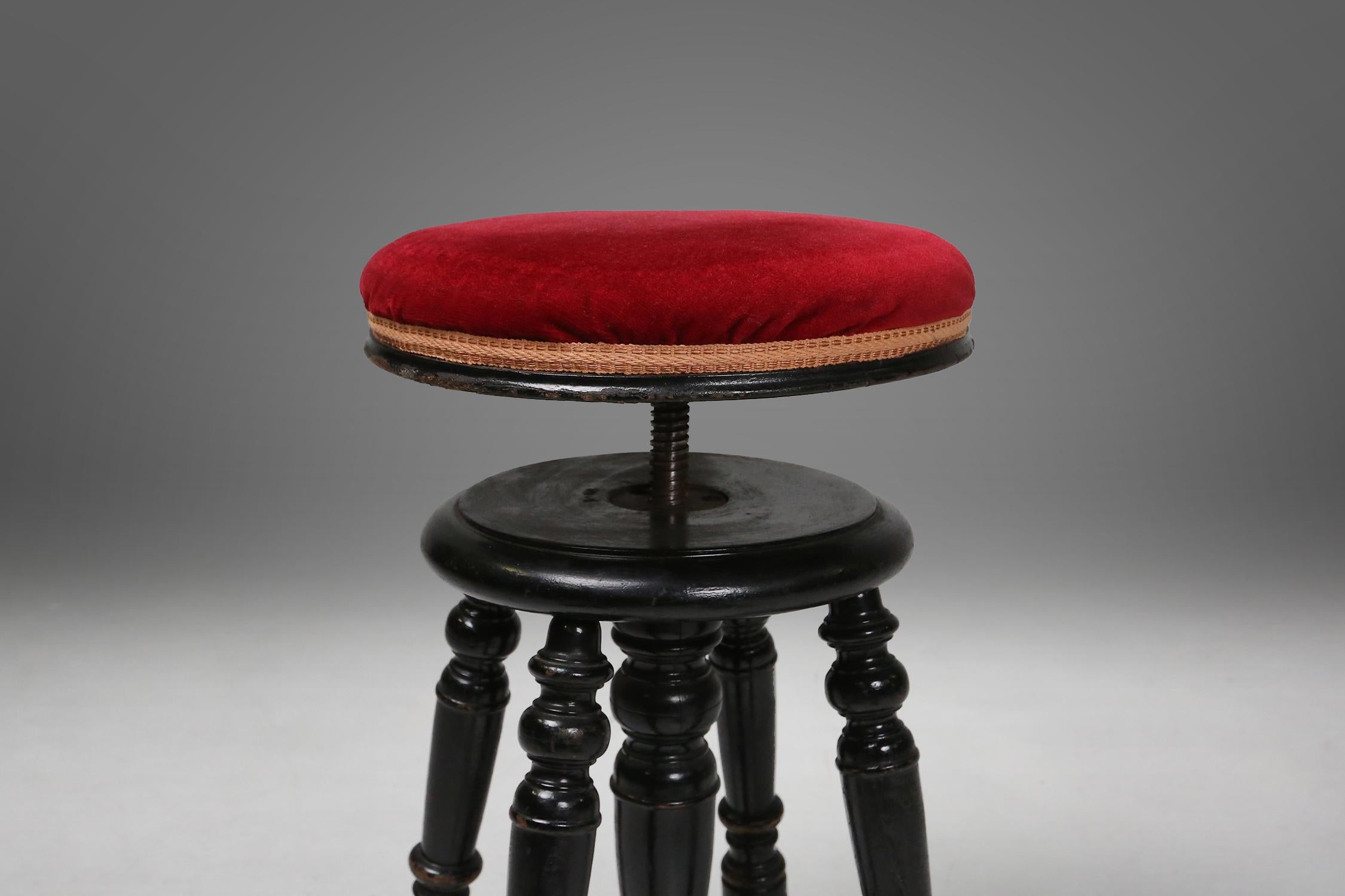 Art Deco piano stool in black lacquered wood / red velvet upholster, France 1930 In Good Condition For Sale In Meulebeke, BE