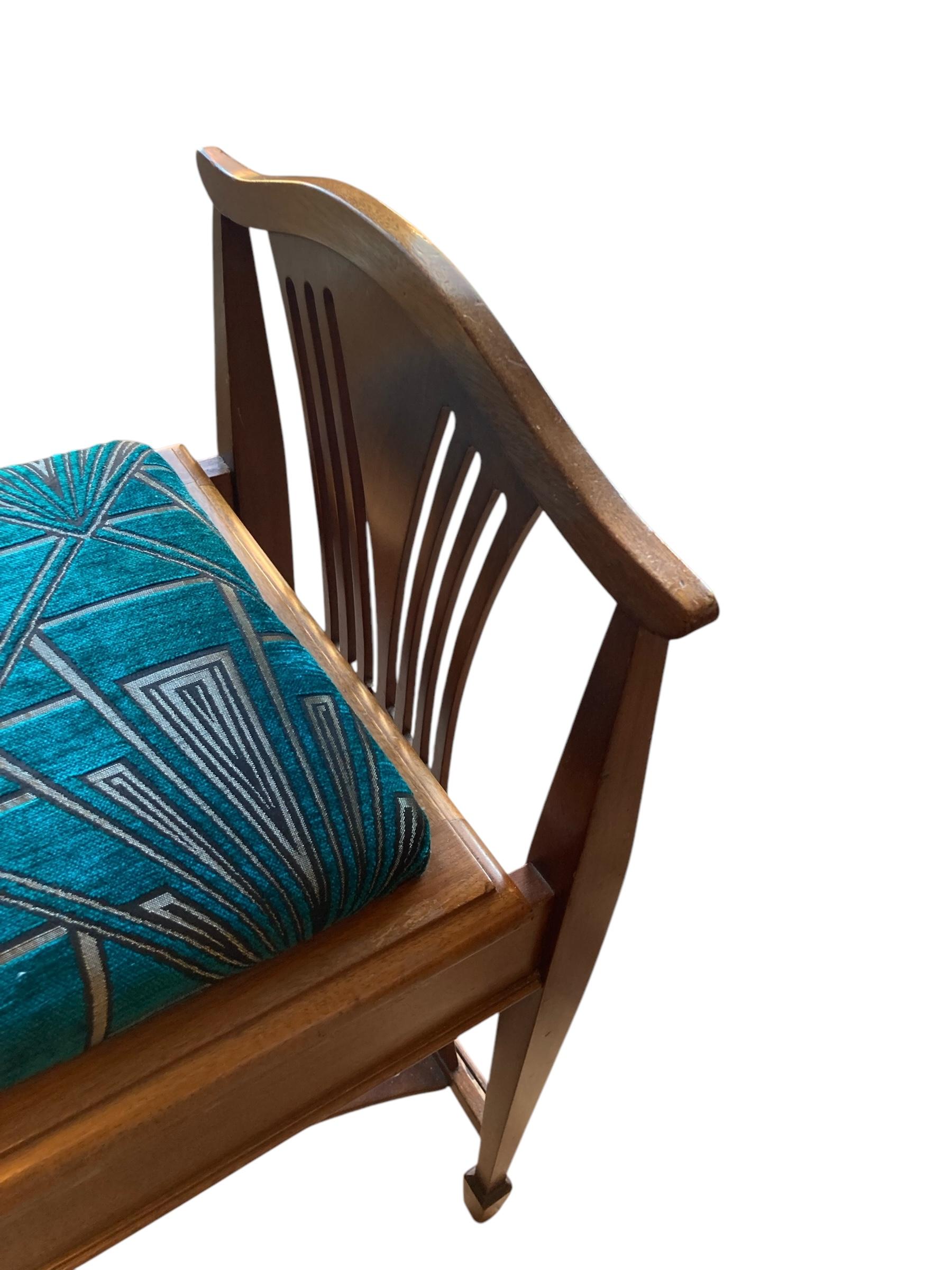 Magnifique tabouret de piano Art déco, récemment recouvert d'une tapisserie de couleur sarcelle, style 
