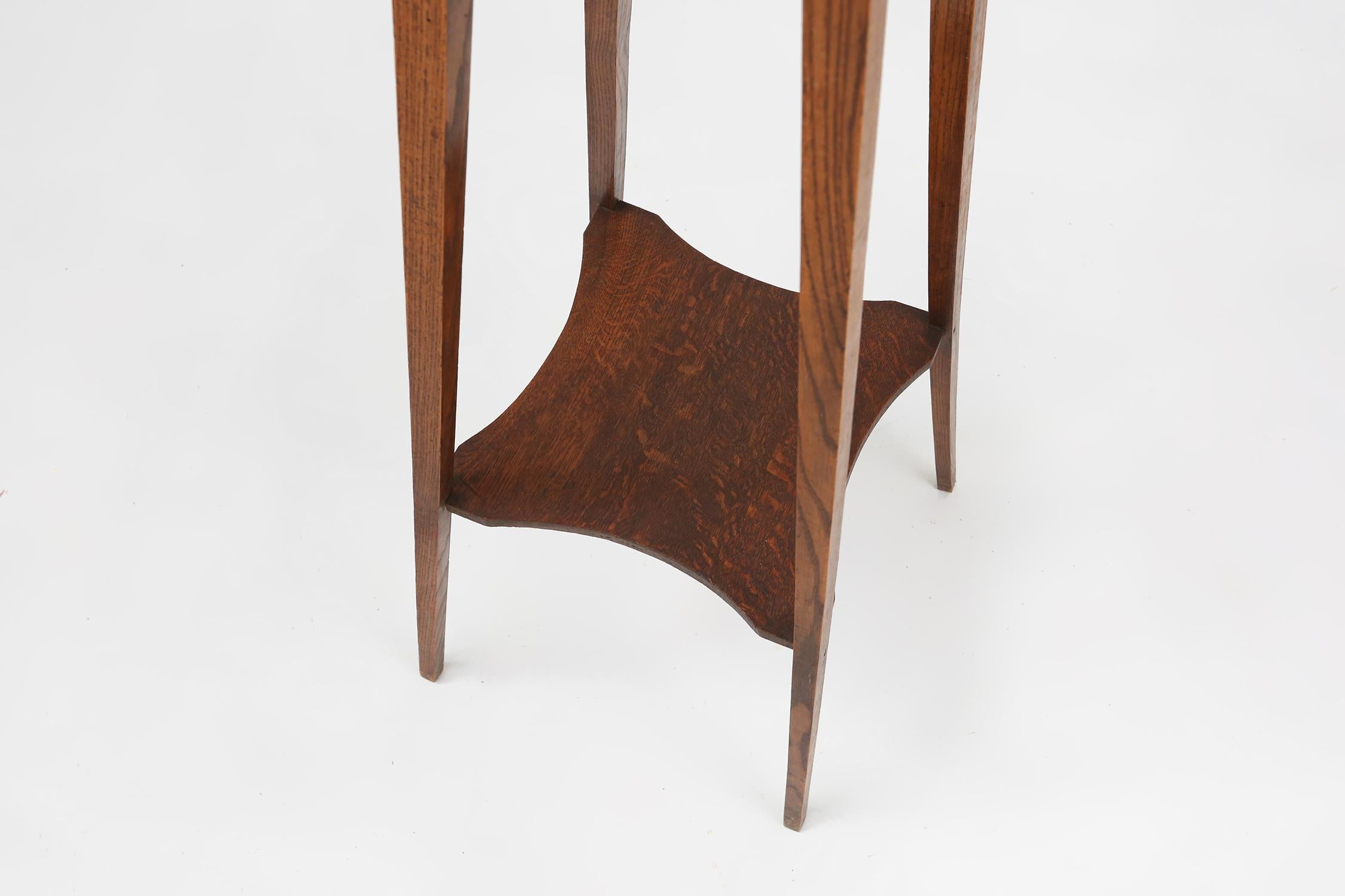 Art deco piedestal or console table in oak, France ca. 1940 For Sale 3