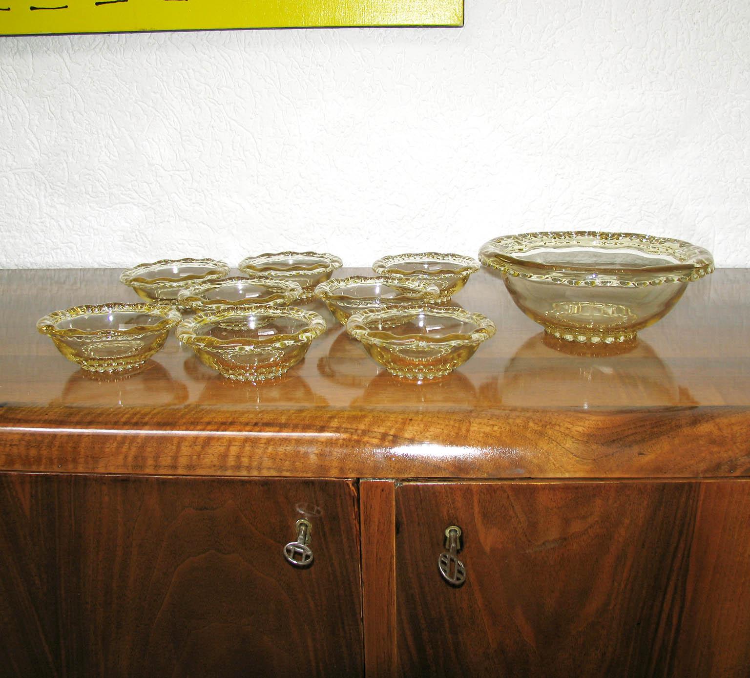 Art Deco Pierre D'Avesn Amber Glass Fruit Service In Excellent Condition In Bochum, NRW