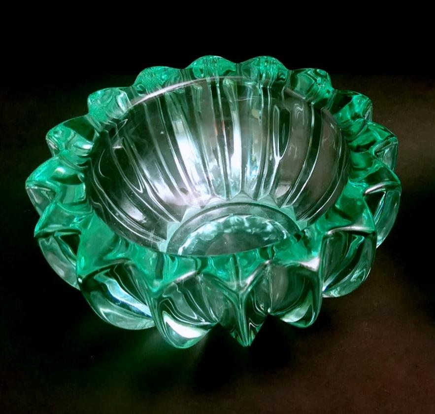 Art Deco Pierre D'Avesn Green Molded Glass Bowl For Sale 9