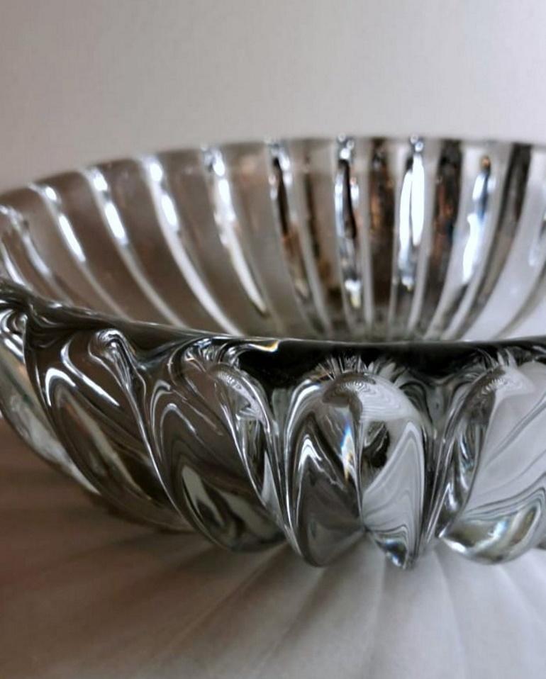 Art Deco Pierre D'Avesn Molded Glass Bowl, France, 1930-1935 4