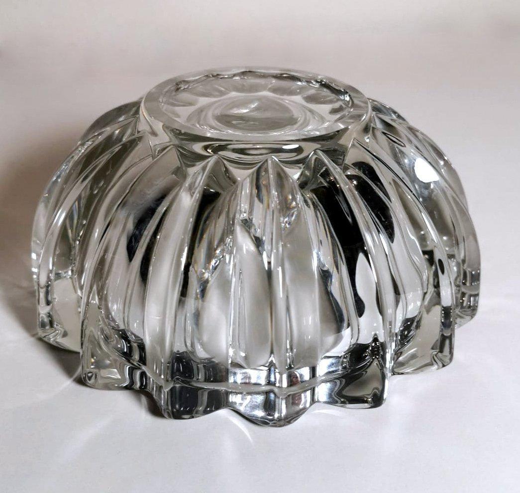 Art Deco Pierre D'Avesn Molded Glass Bowl, France For Sale 4