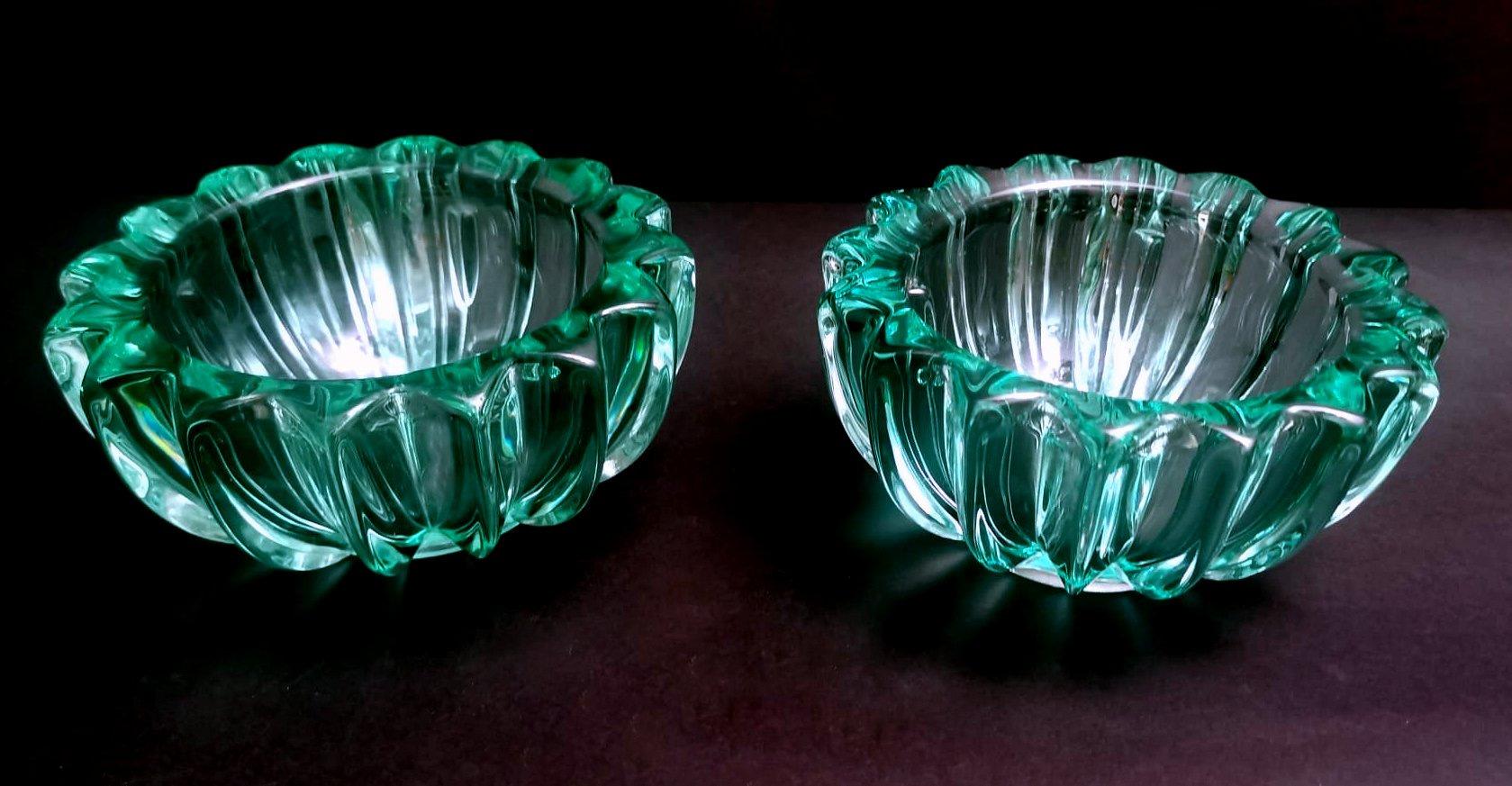 Art Deco Pierre D'Avesn Pair of Green Molded Glass Bowls 9