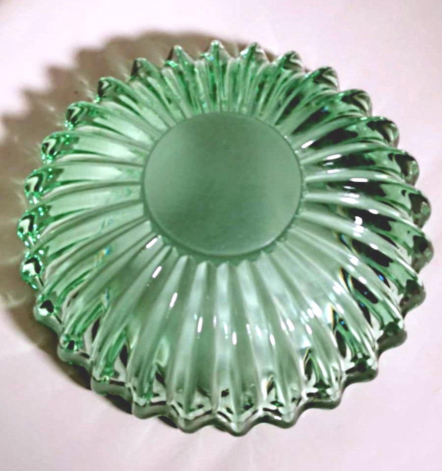 Art Deco Pierre D'Avesn Style French Bowl Green Molded Glass 6