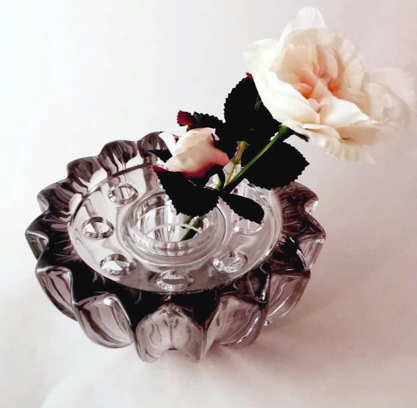 Art Deco Pierre D'Avesn Violet Molded Glass Flower Bowl 11