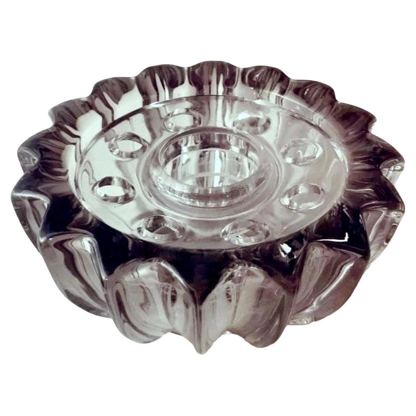 Art Deco Pierre D'Avesn Violet Molded Glass Flower Bowl  For Sale